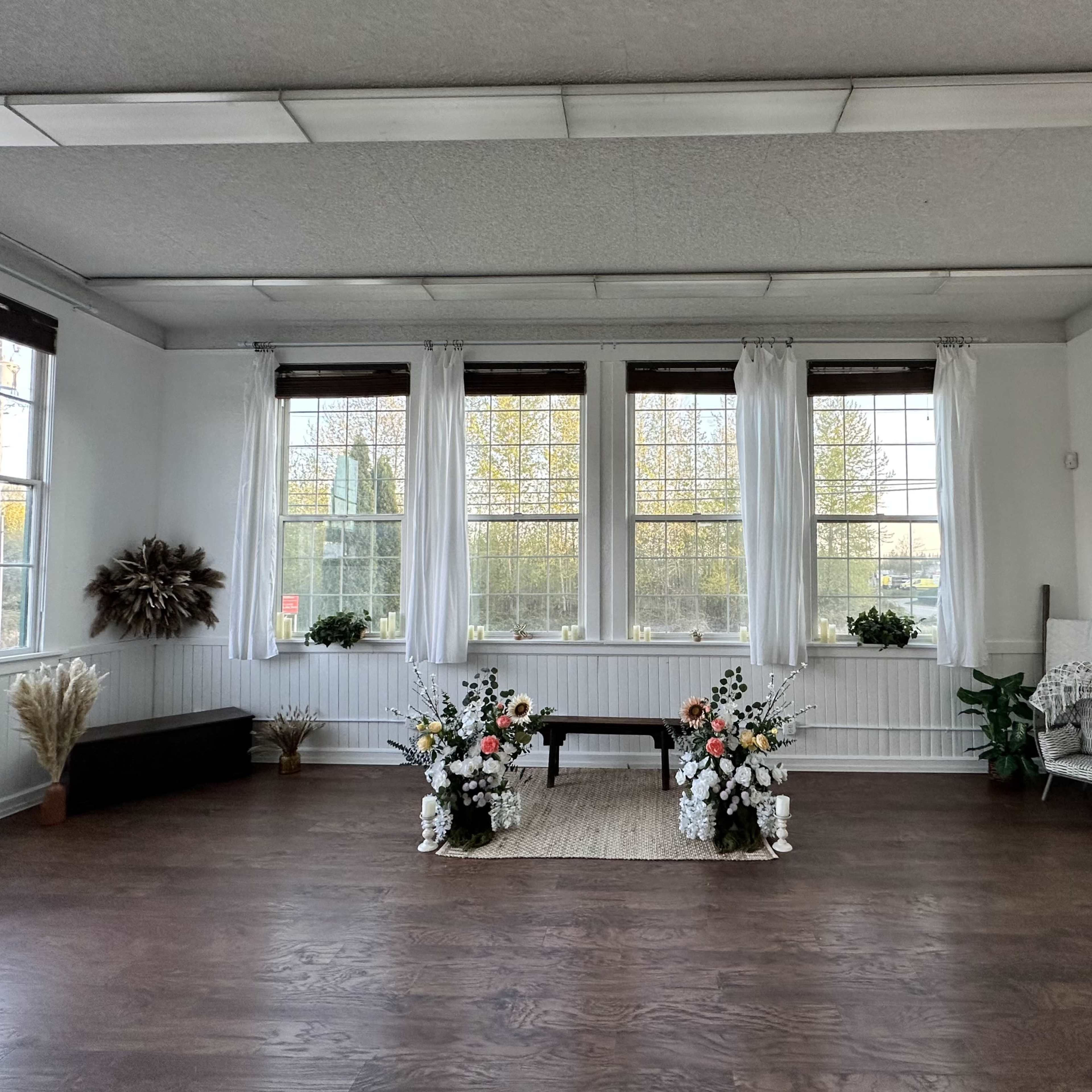 Bright Boho Studio Image in Maltby, Snohomish, WA