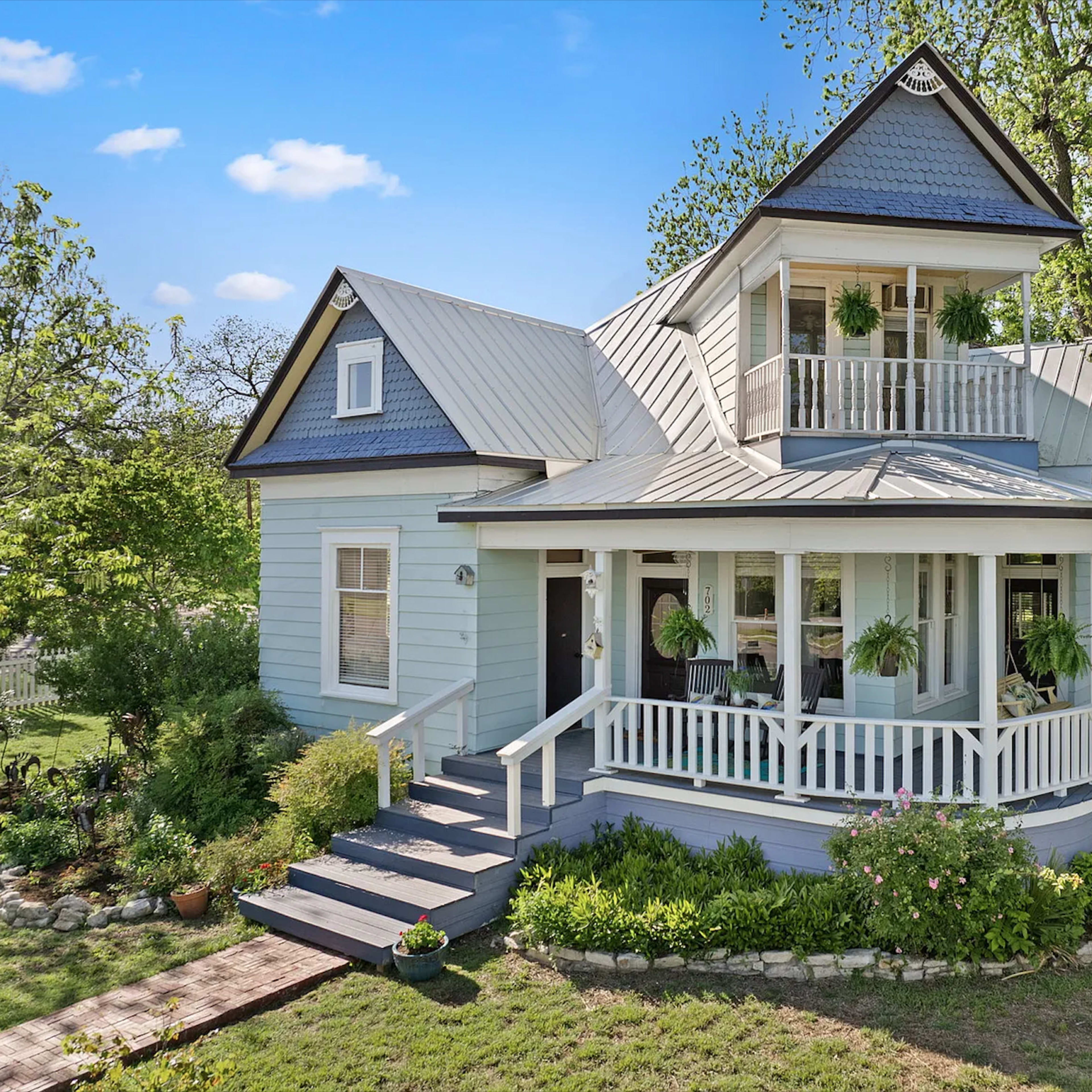 Historic Round Rock Creative Rental Studio Image in Round Rock Original Plat, Round Rock, TX