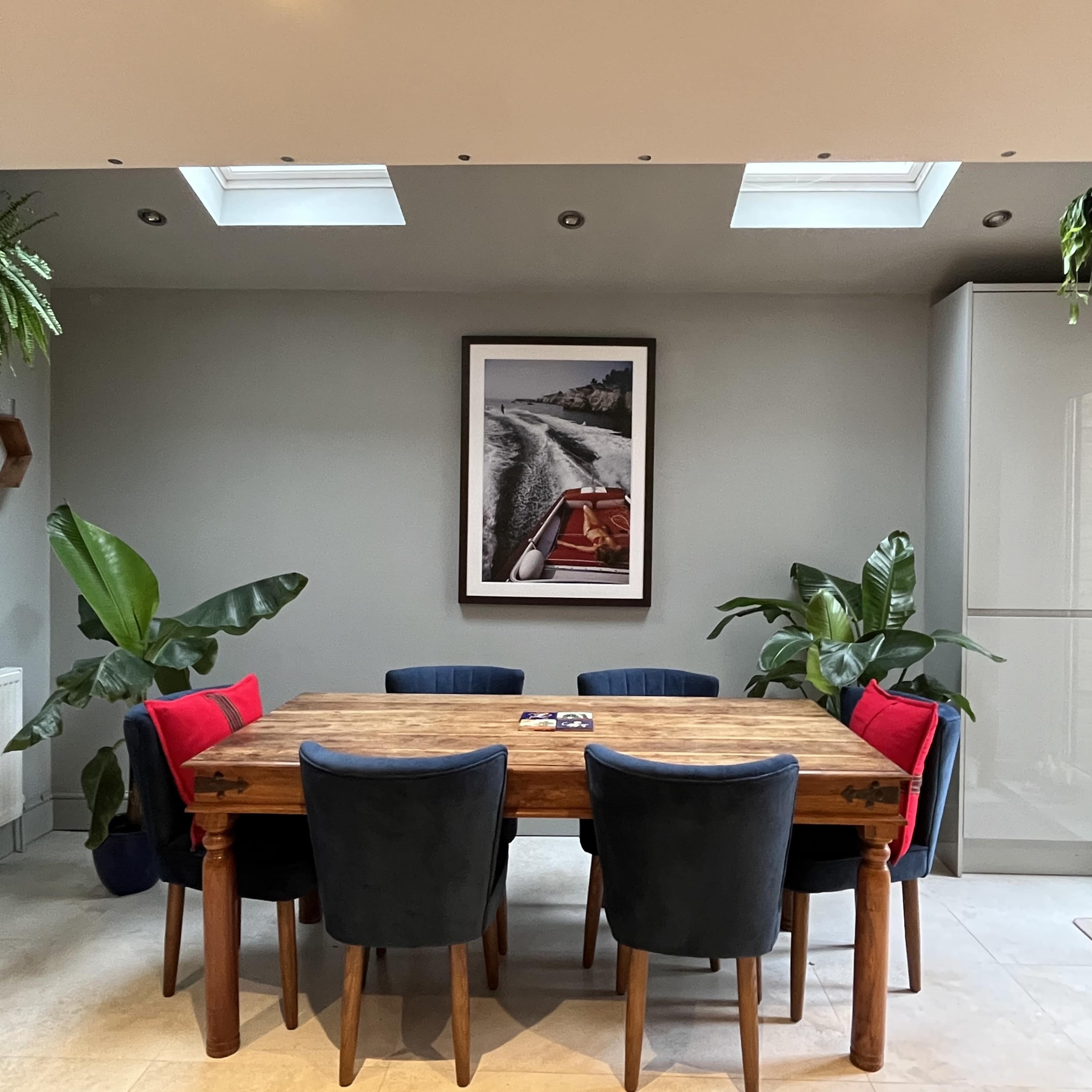 Tastefully Decorated Residential Victorian Terrace Home Image in Peckham, London, England