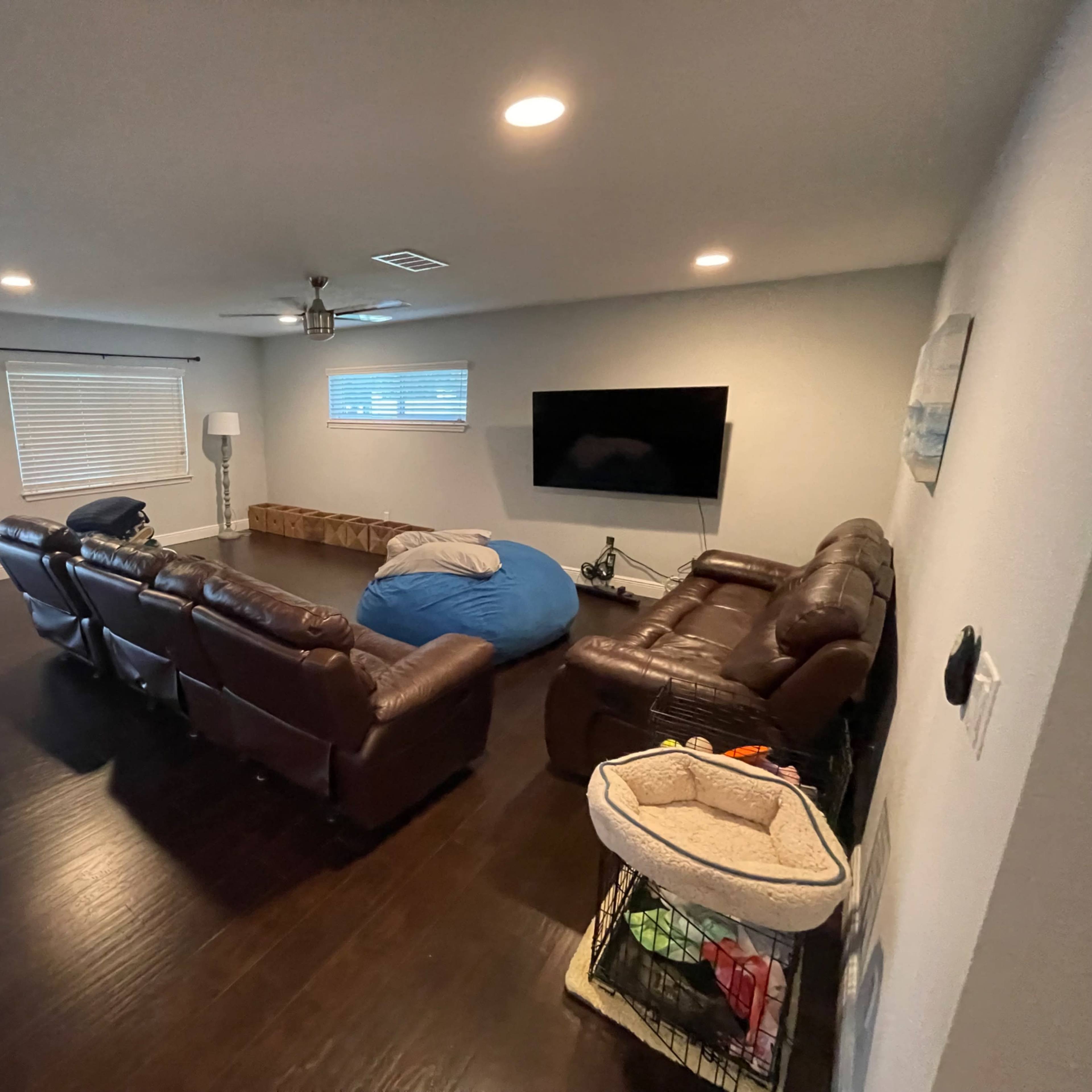 2200sq ft home between downtown Orlando and OIA that is very roomy Image in Conway, Orlando, FL