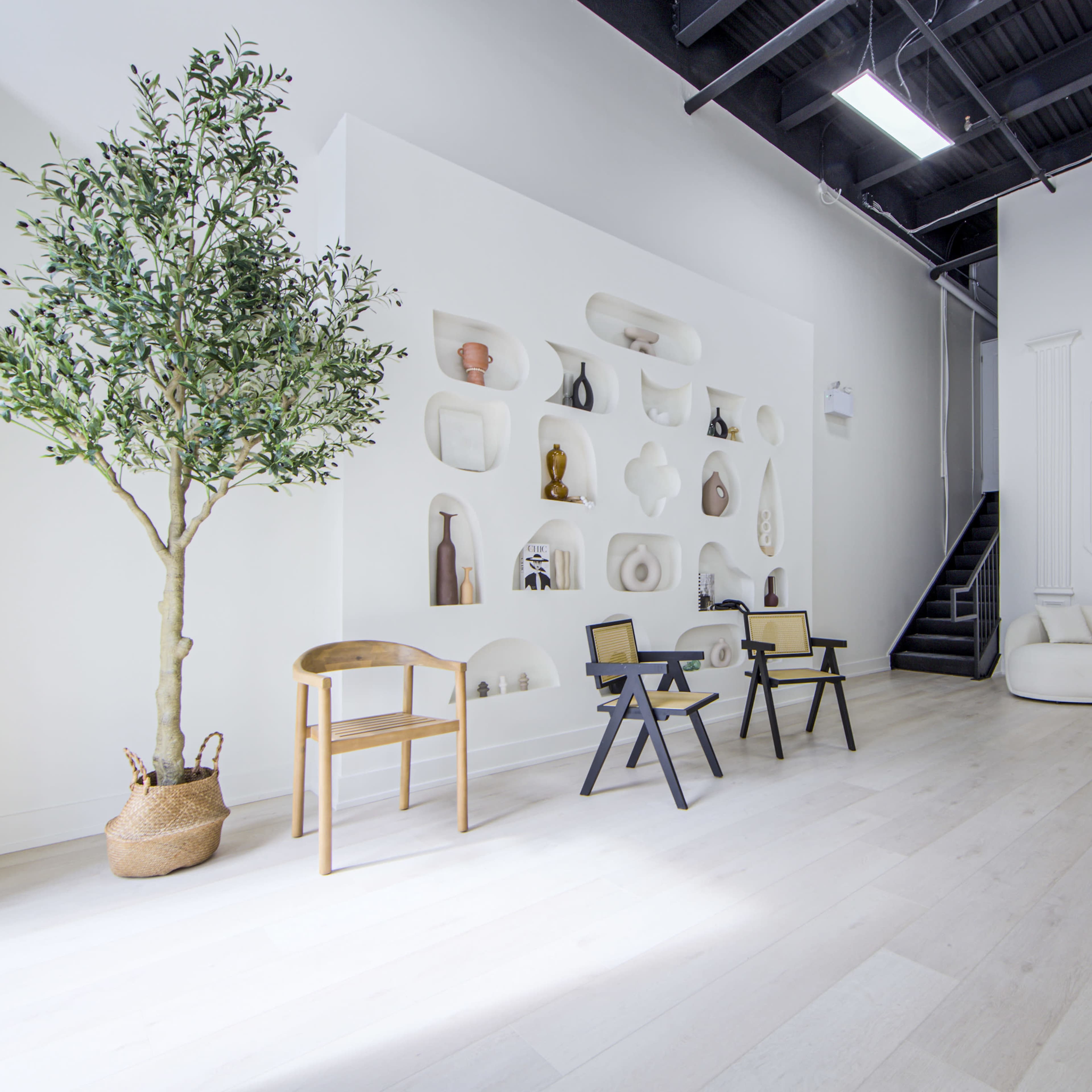 Mississauga's Unique Creative Studio Image in Mississauga, Mississauga, ON