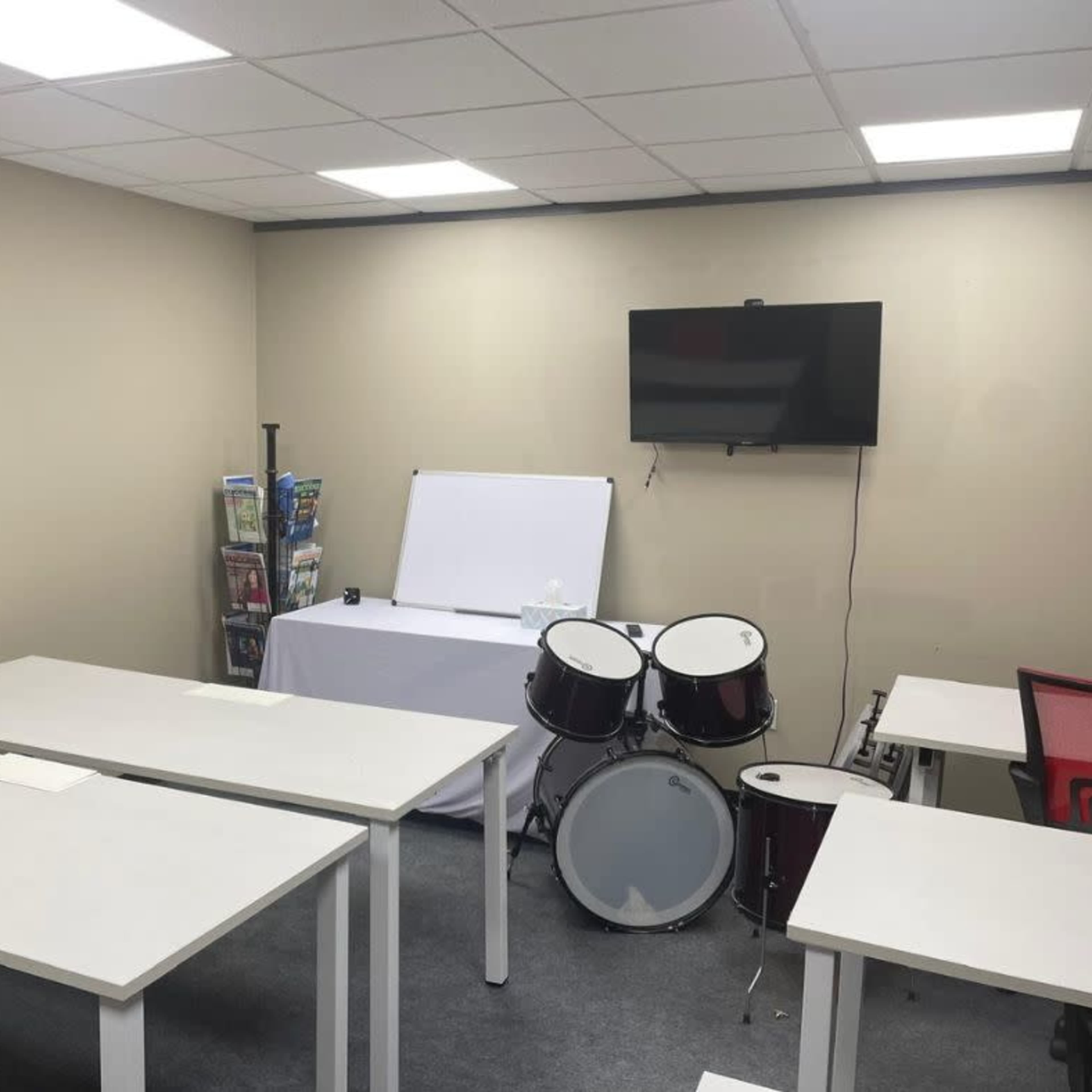 Medium-Sized Classroom Space For Rental Image in League City, League City, TX