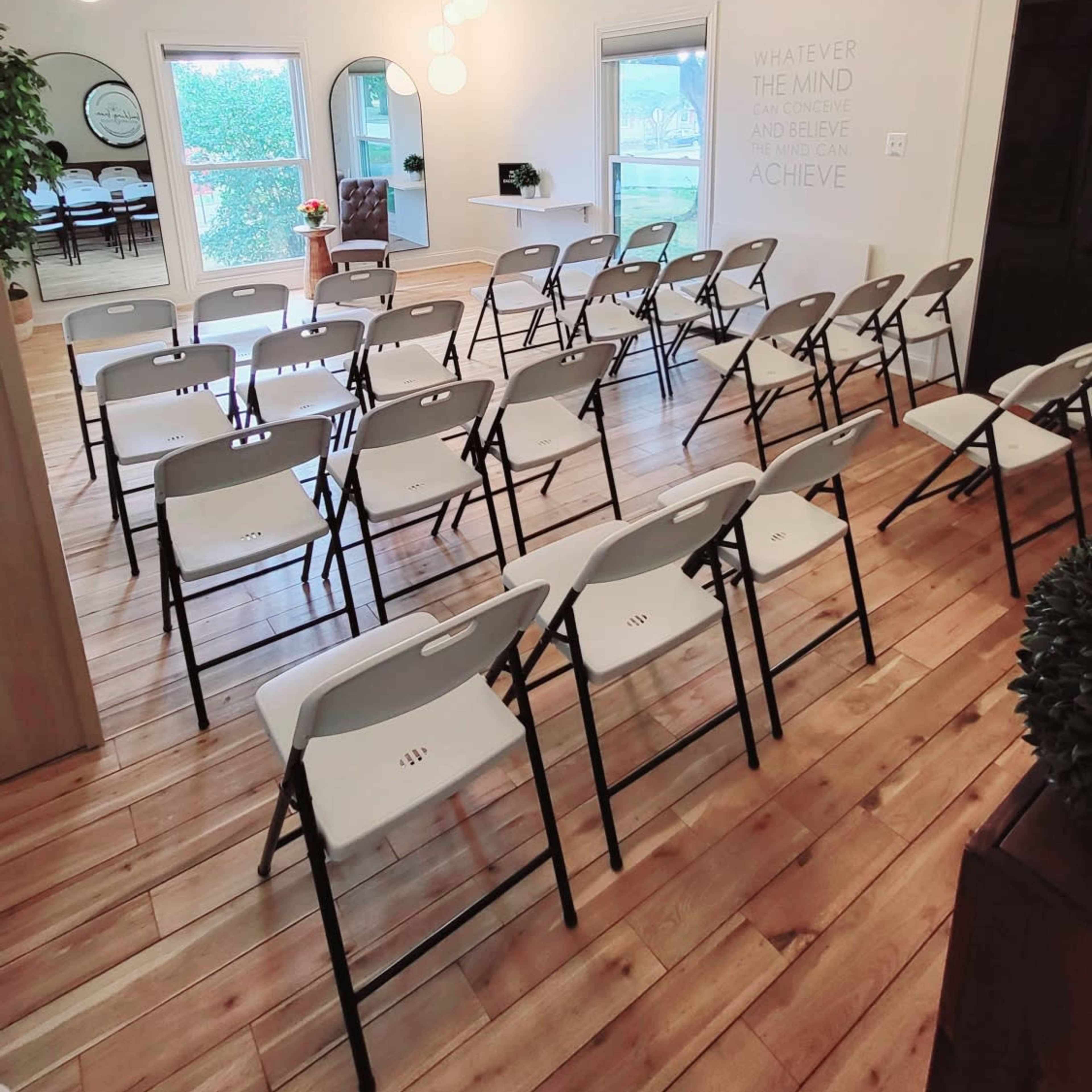 Large Studio Space With A Gourmet Kitchen, On 2 Acres In The Country, 7 Minutes From Greenwood Image in Pleasant Township, Whiteland, IN