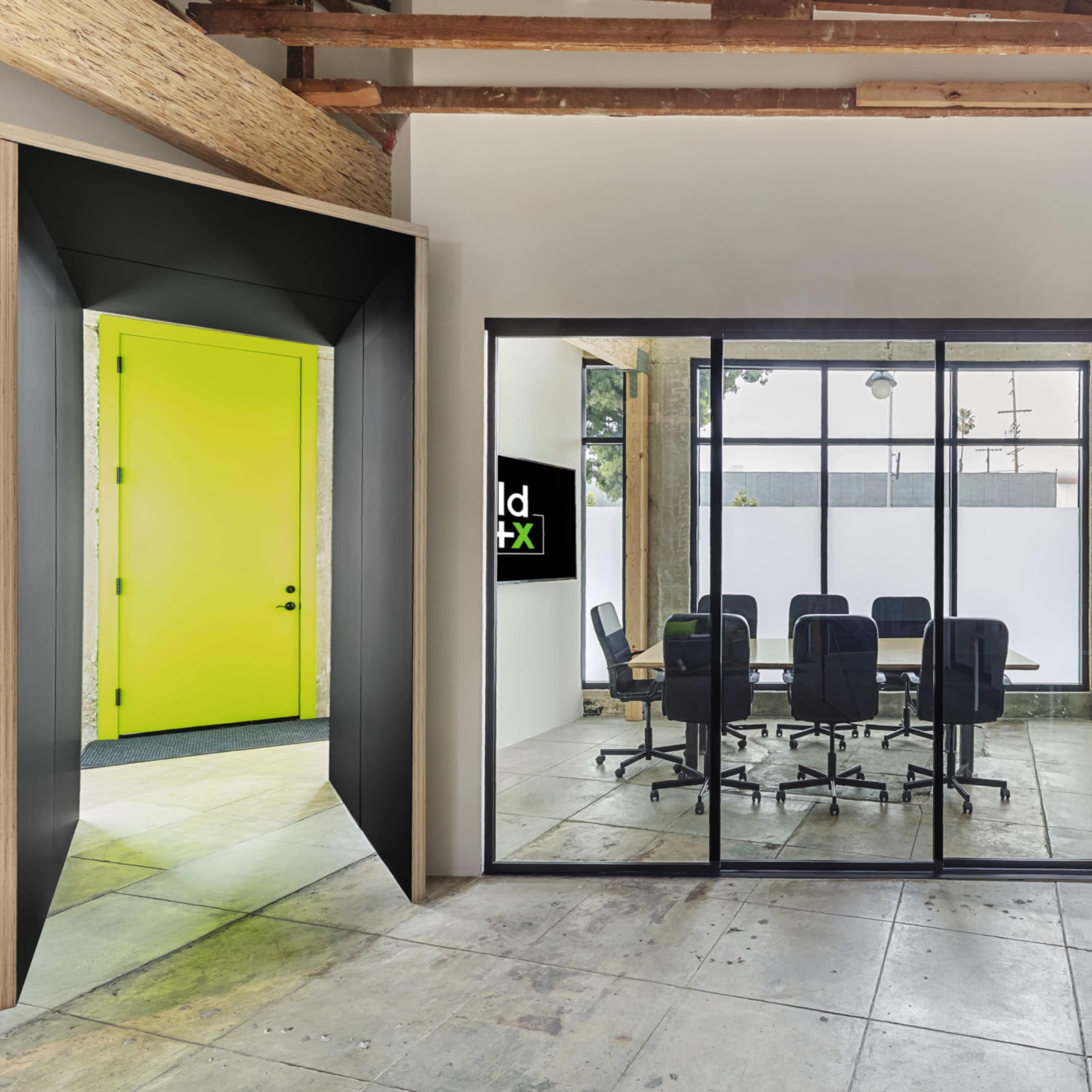 Conference Room for 12 Image in Central LA, Los Angeles, CA