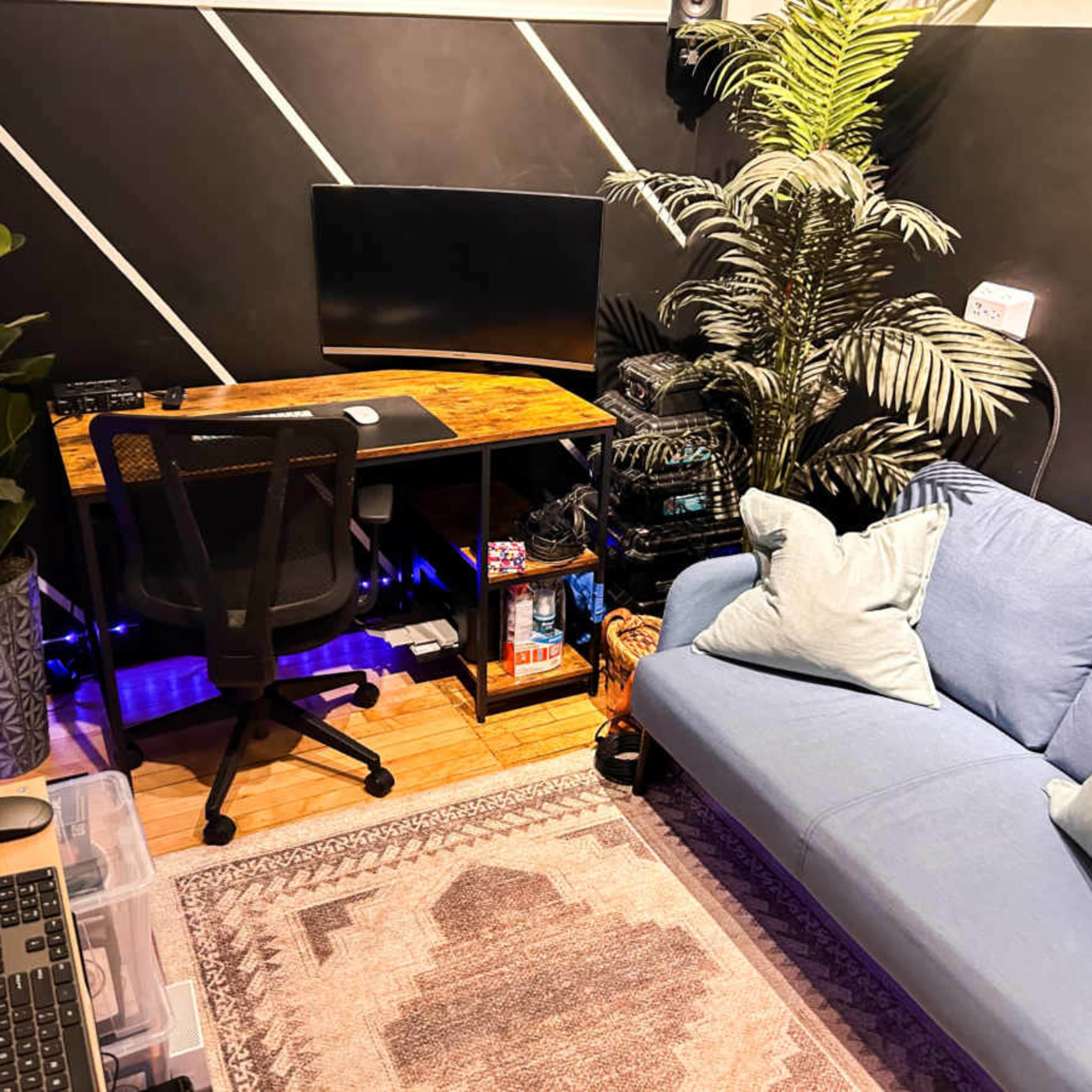 Just10 Studio Image in Lake View, Chicago, IL
