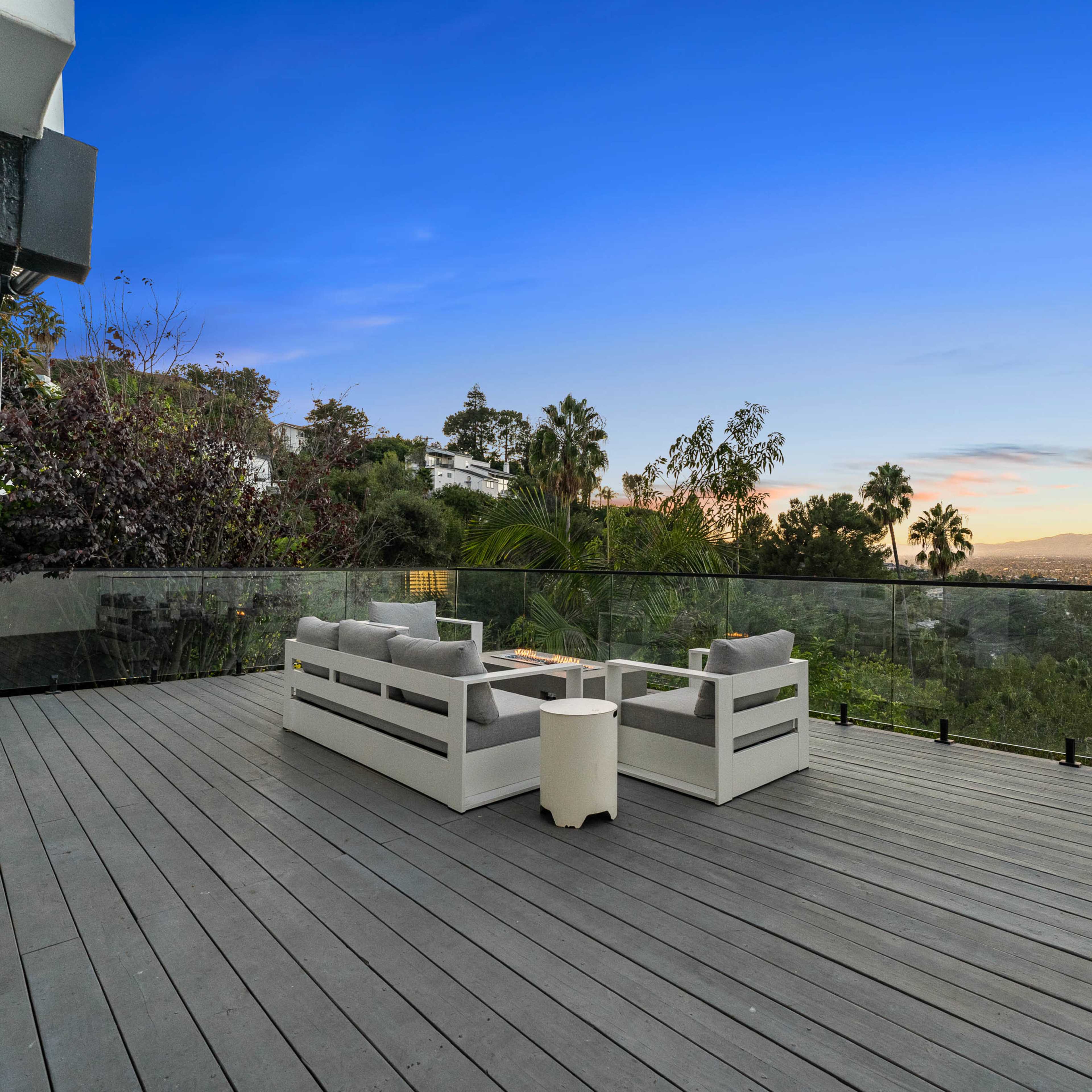 Hollywood Hills Patio with Breathtaking View Image in Studio City, Los Angeles, CA