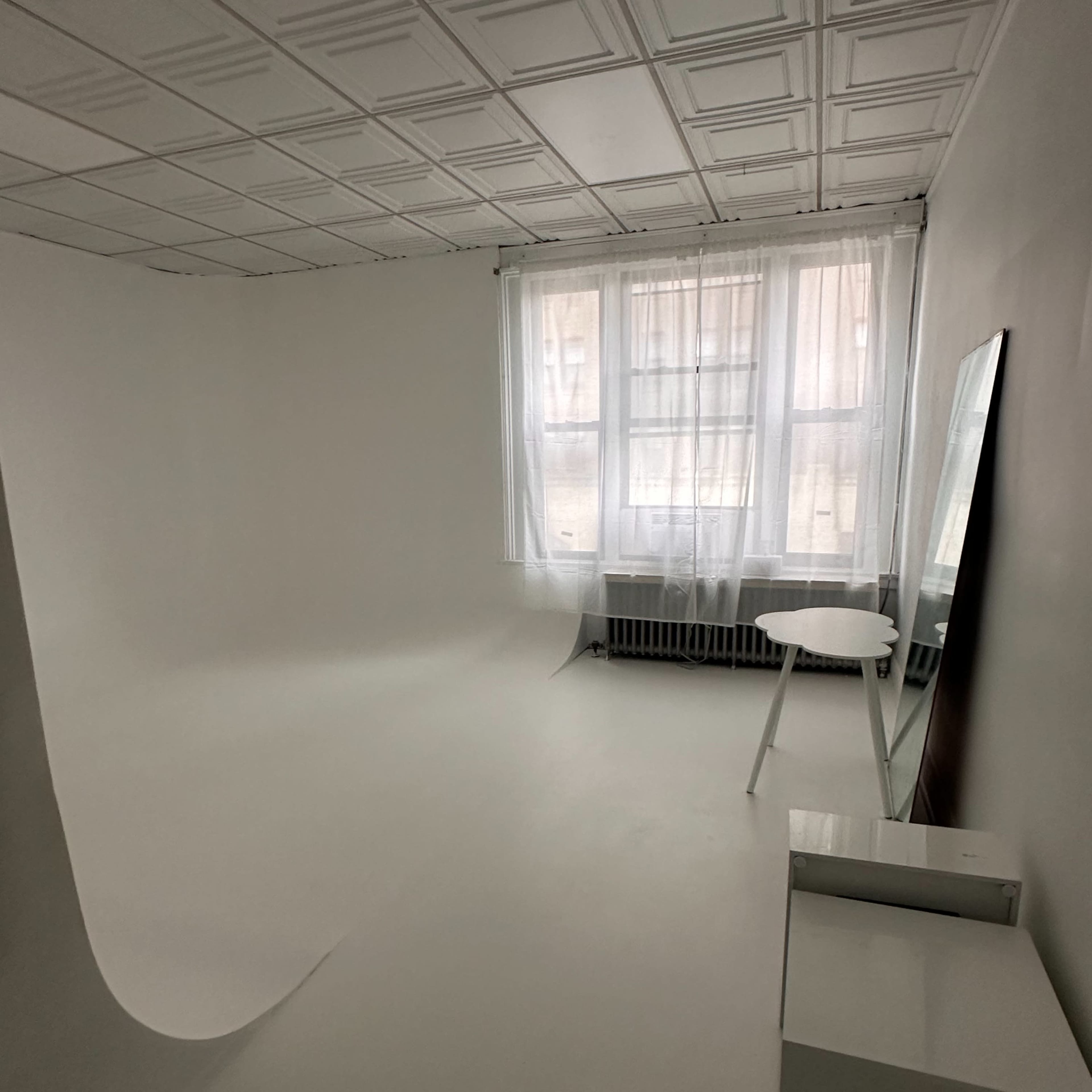 Upsid3h3art Studio Image in Bloomfield, Bloomfield, NJ