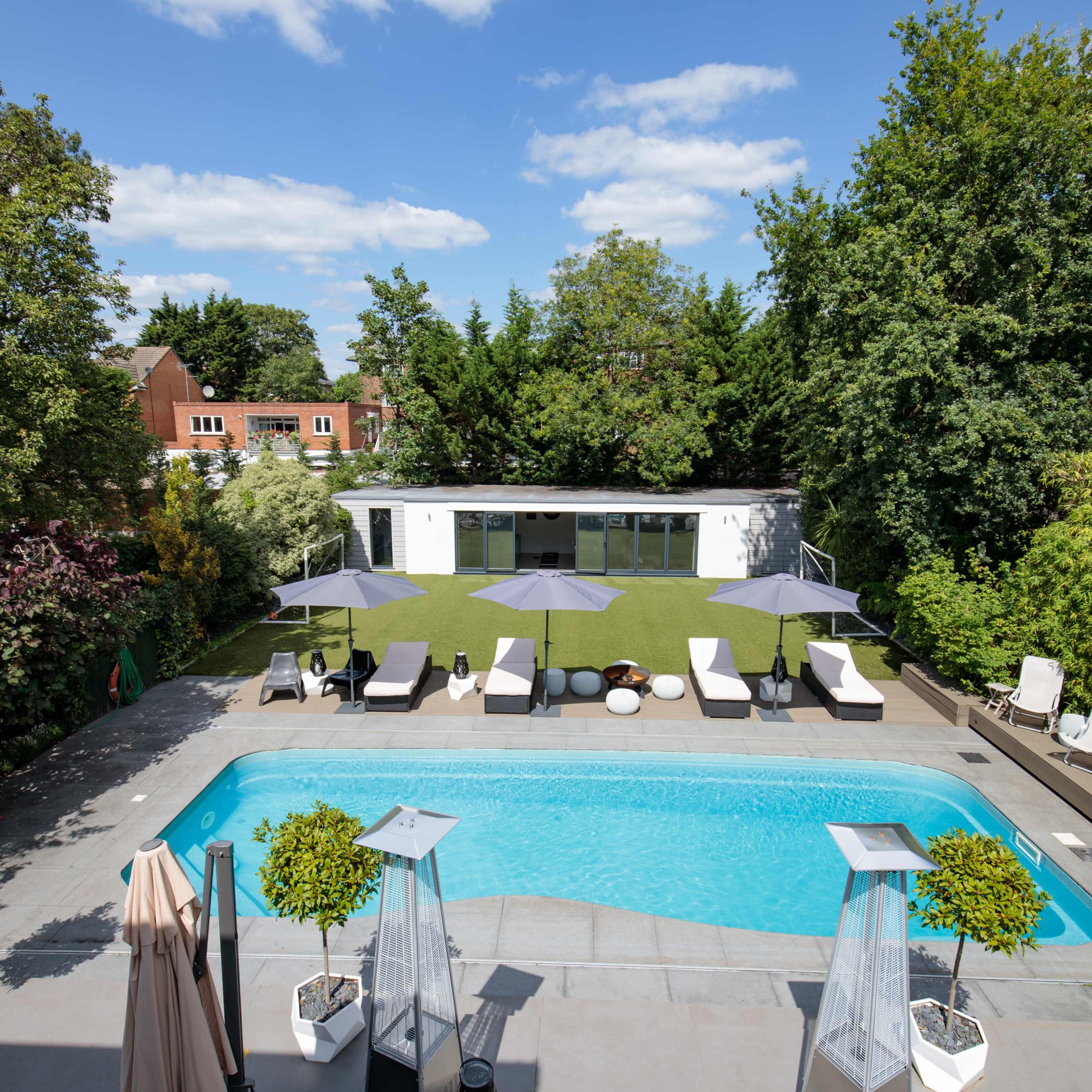 Modern Designer House with Pool and Summerhouse Image in London, London, England
