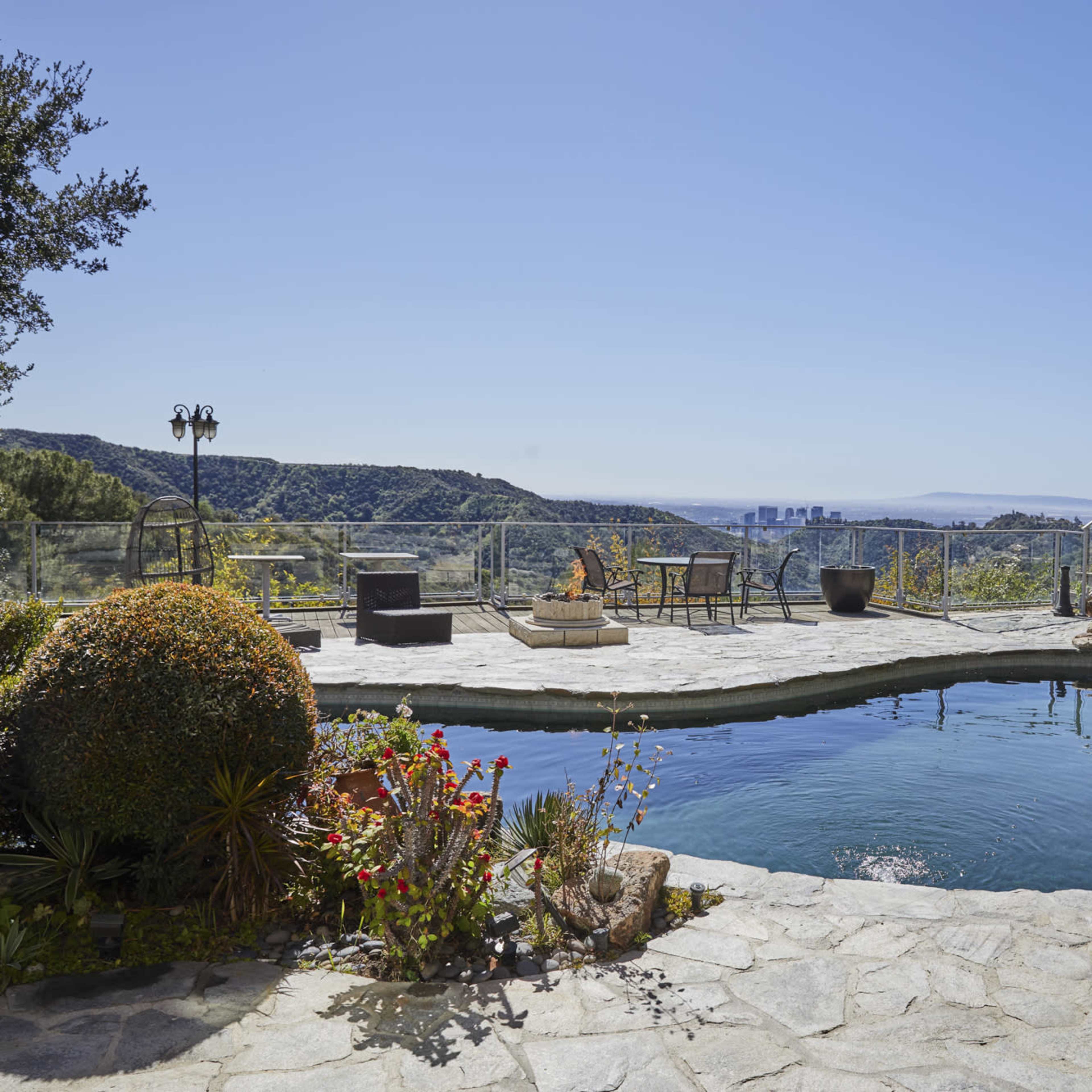 Beautiful House Image in Beverly Crest, Los Angeles, CA