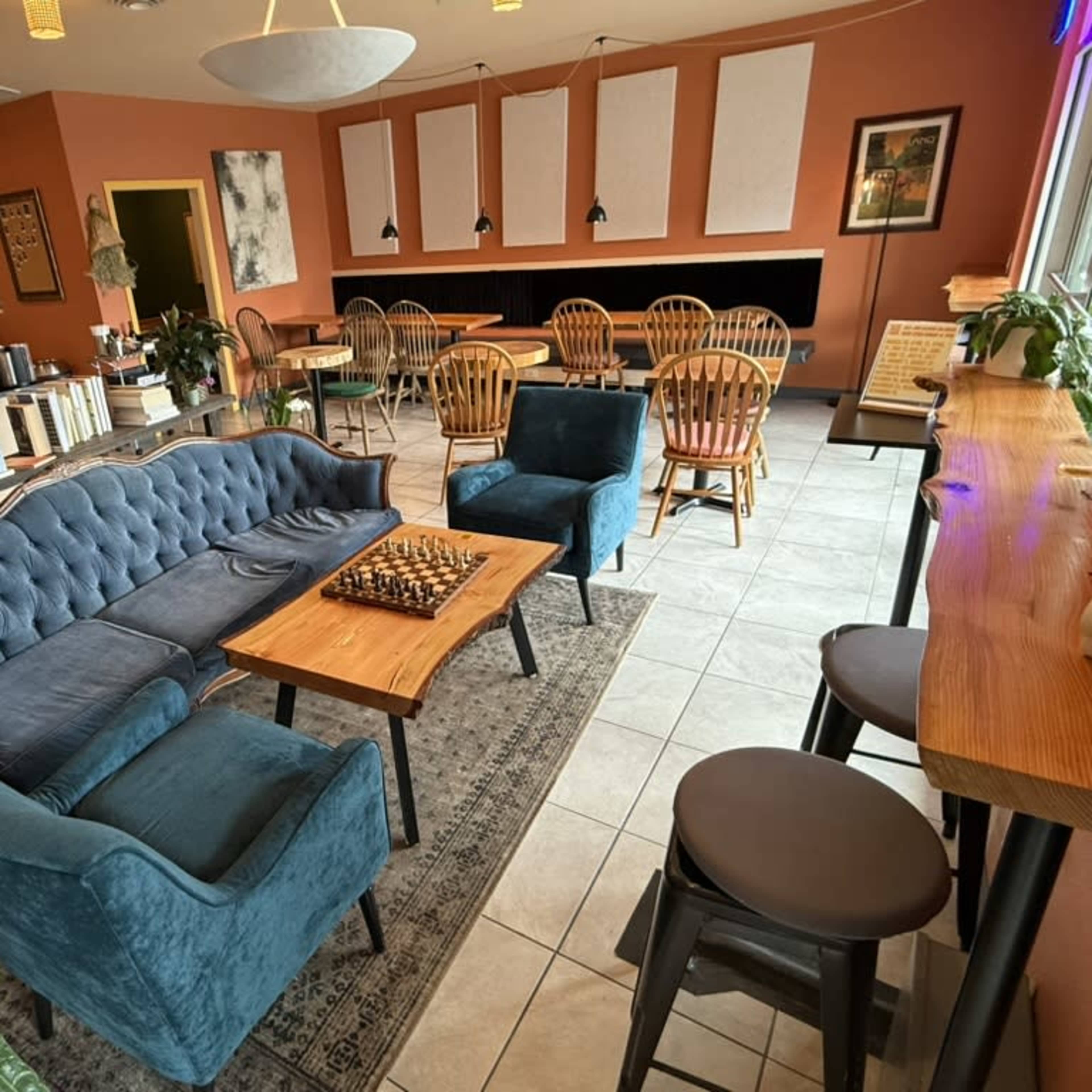 Warm, Light-Filled Café Perfect for Gatherings Image in Northwest Everett, Everett, WA