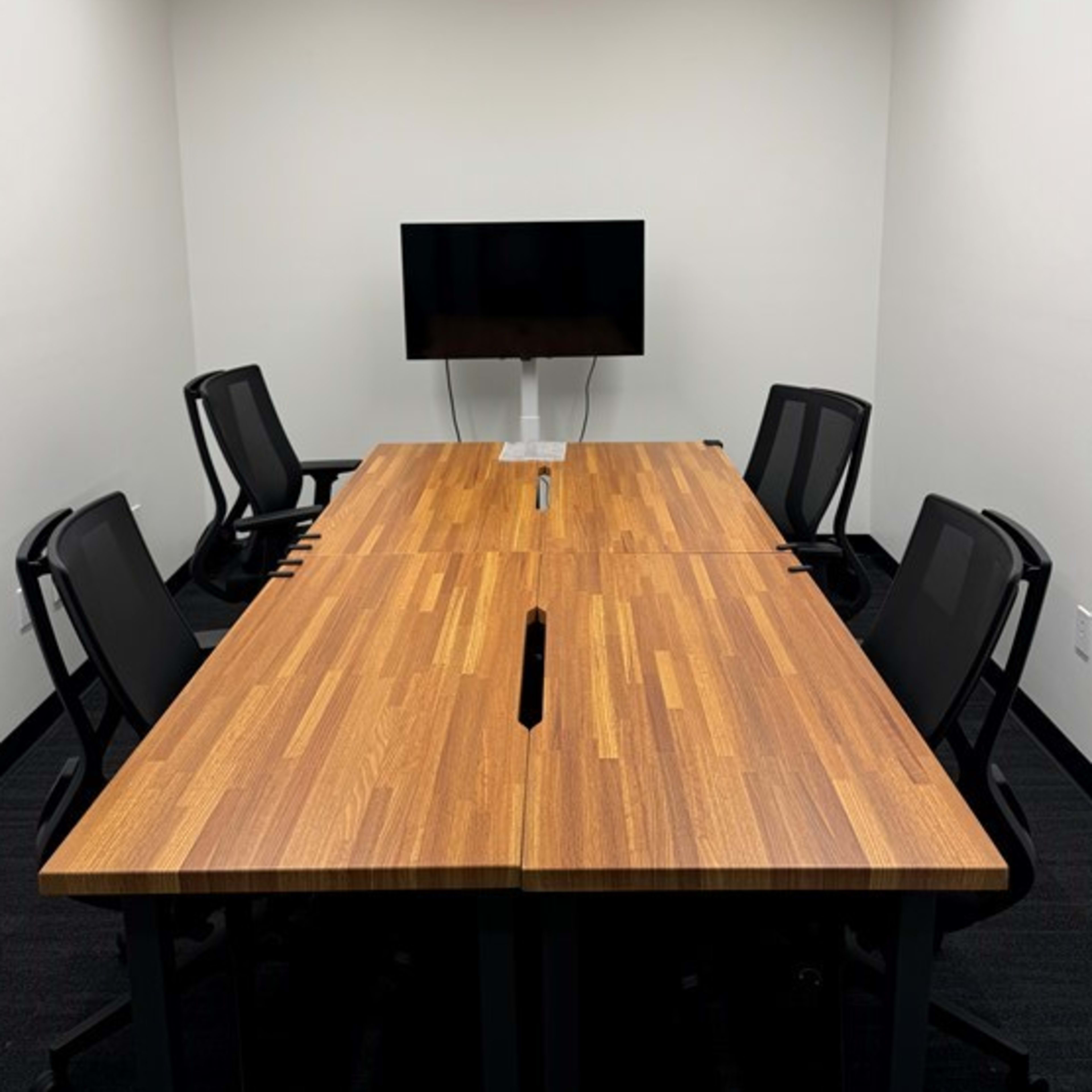 Small Meeting Room Image in , Fort Mill, SC