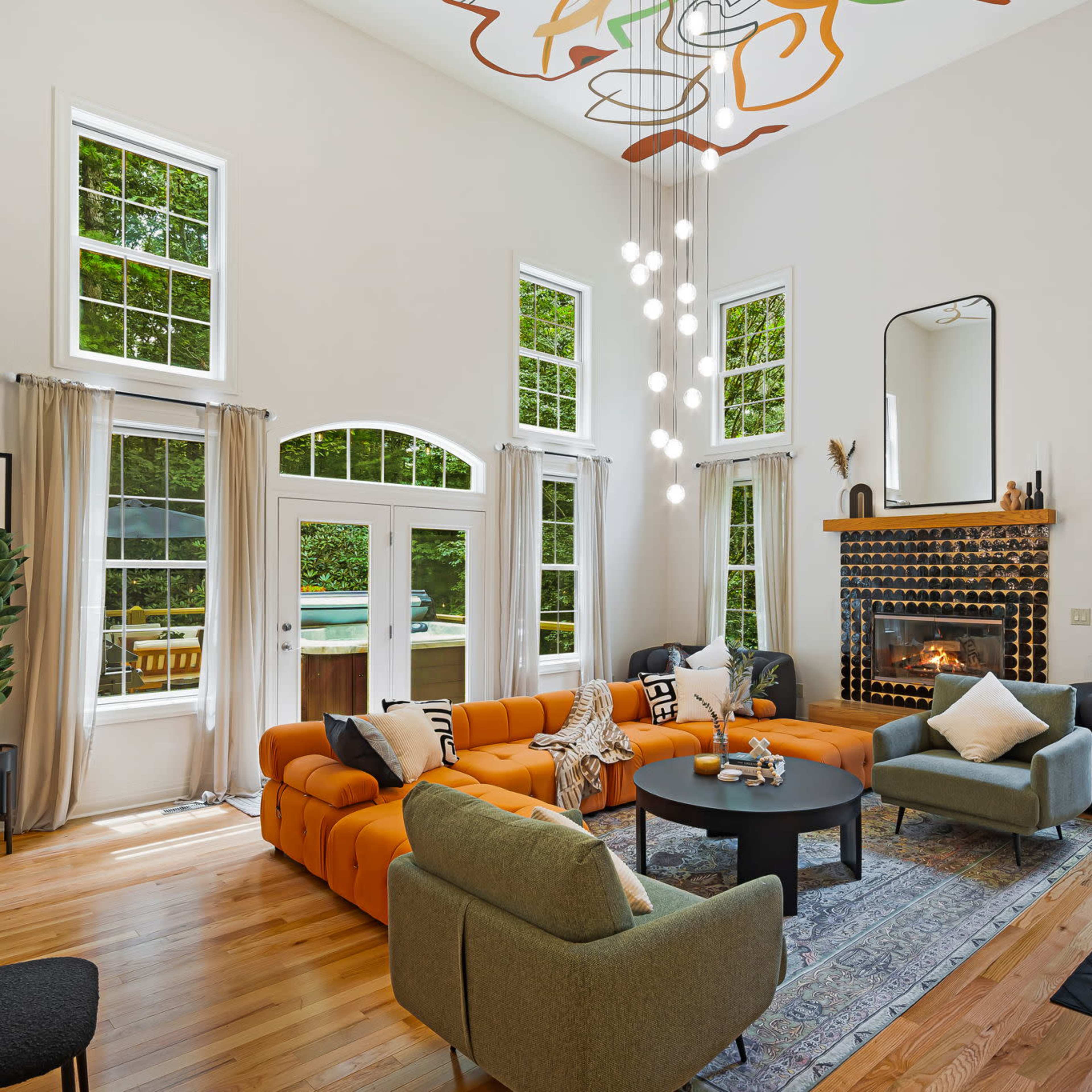 Ultimate Getaway: Golf Sim, Sauna, Hot Tub, Game Room & Outdoor Fun Image in , Fairview, NC