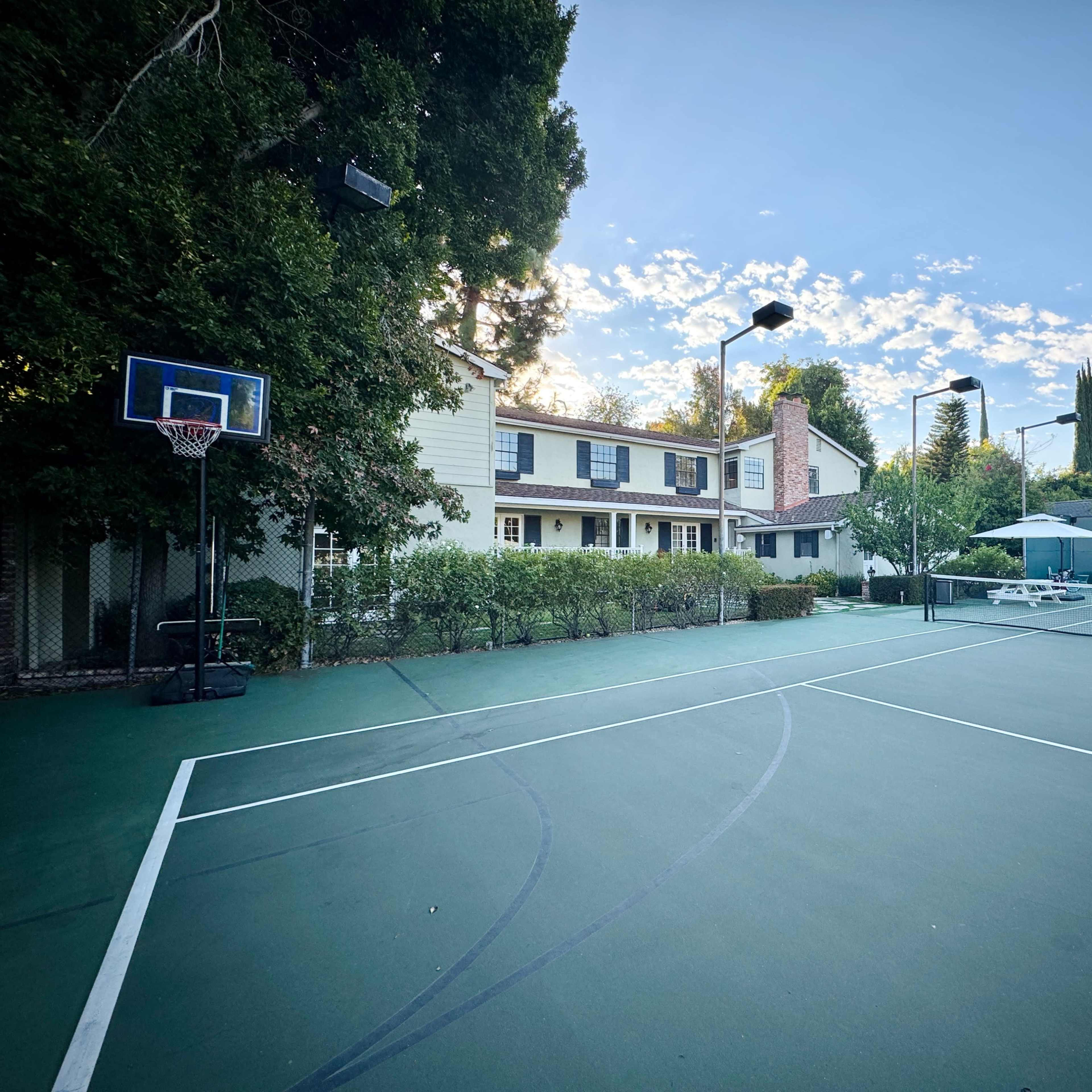 Encino Home with Tennis Court & Pool Image in Encino, Los Angeles, CA