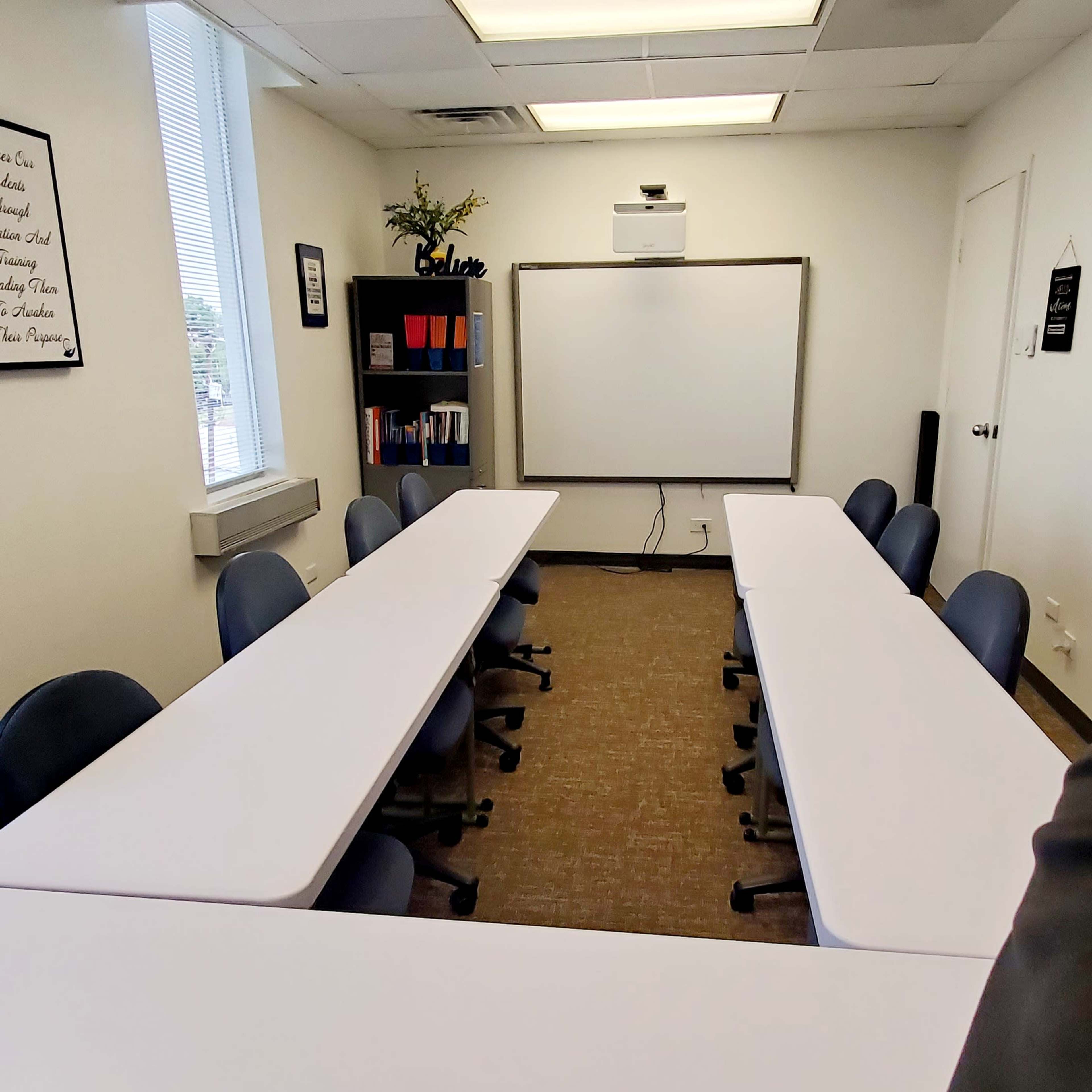 Central West San Antonio Office Near the Riverwalk Image in Avenida Guadalupe, San Antonio, TX