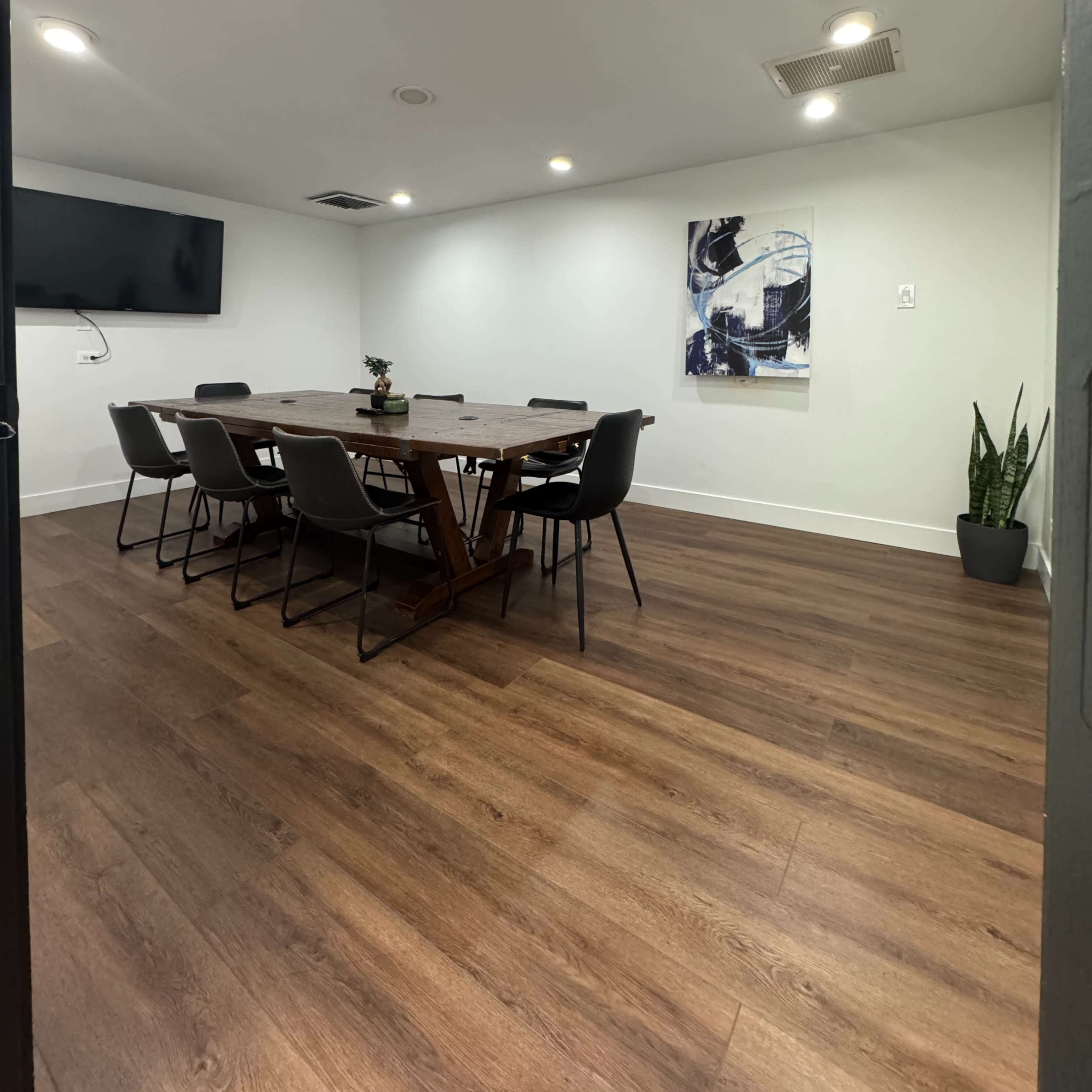 5280 Hub Image in Central, Denver, CO