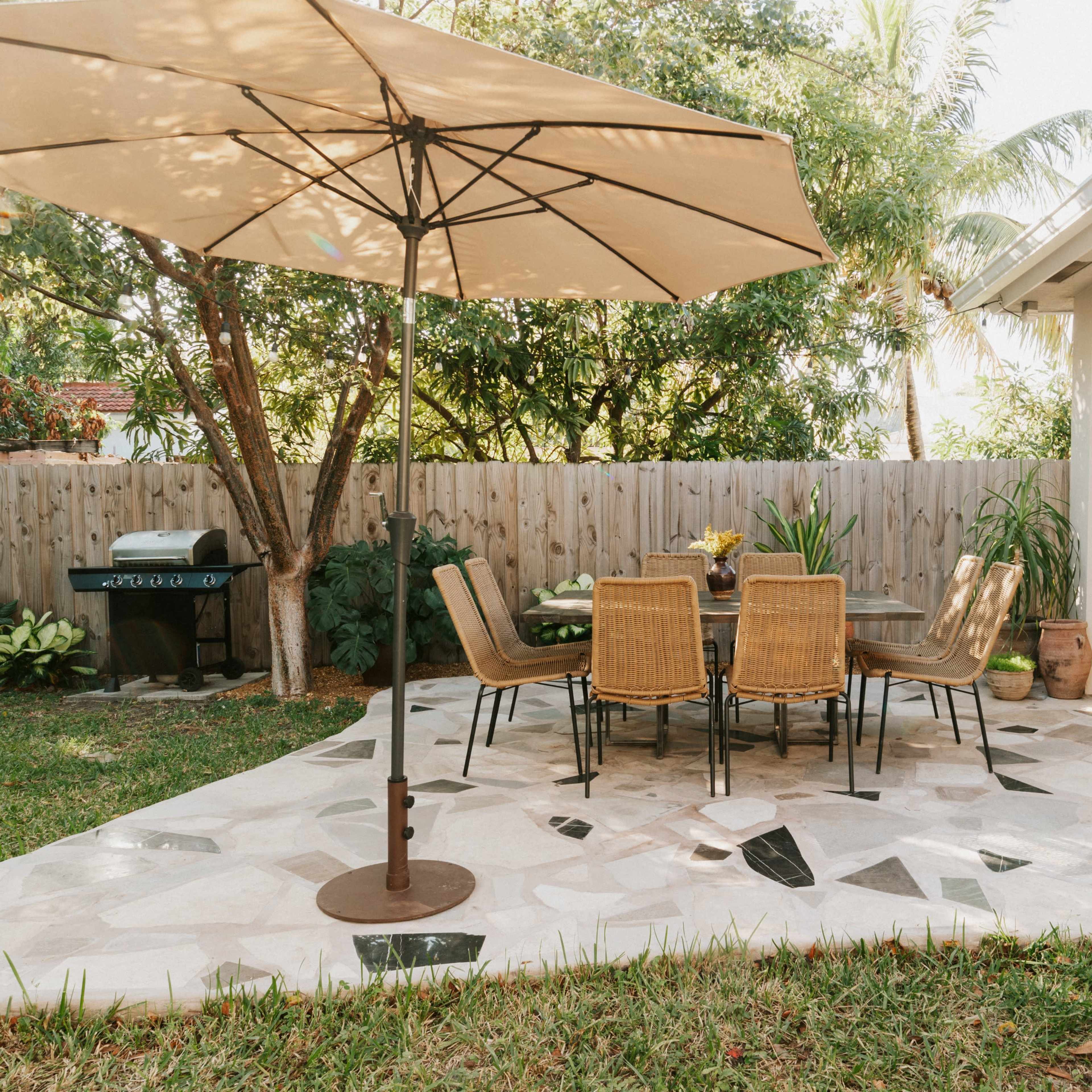 Roya Image in , Miami, FL
