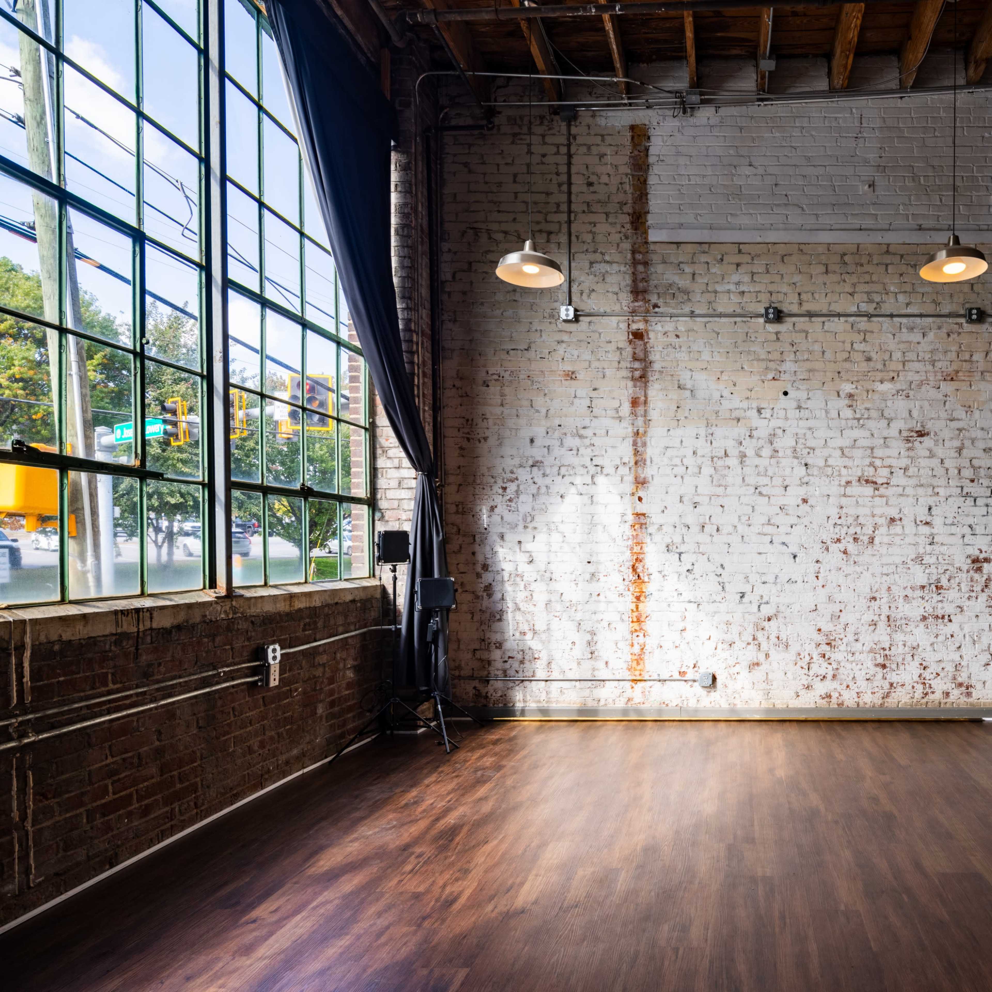 Natural Light Industrial Loft in Westside Atlanta Image in English Avenue, Atlanta, GA