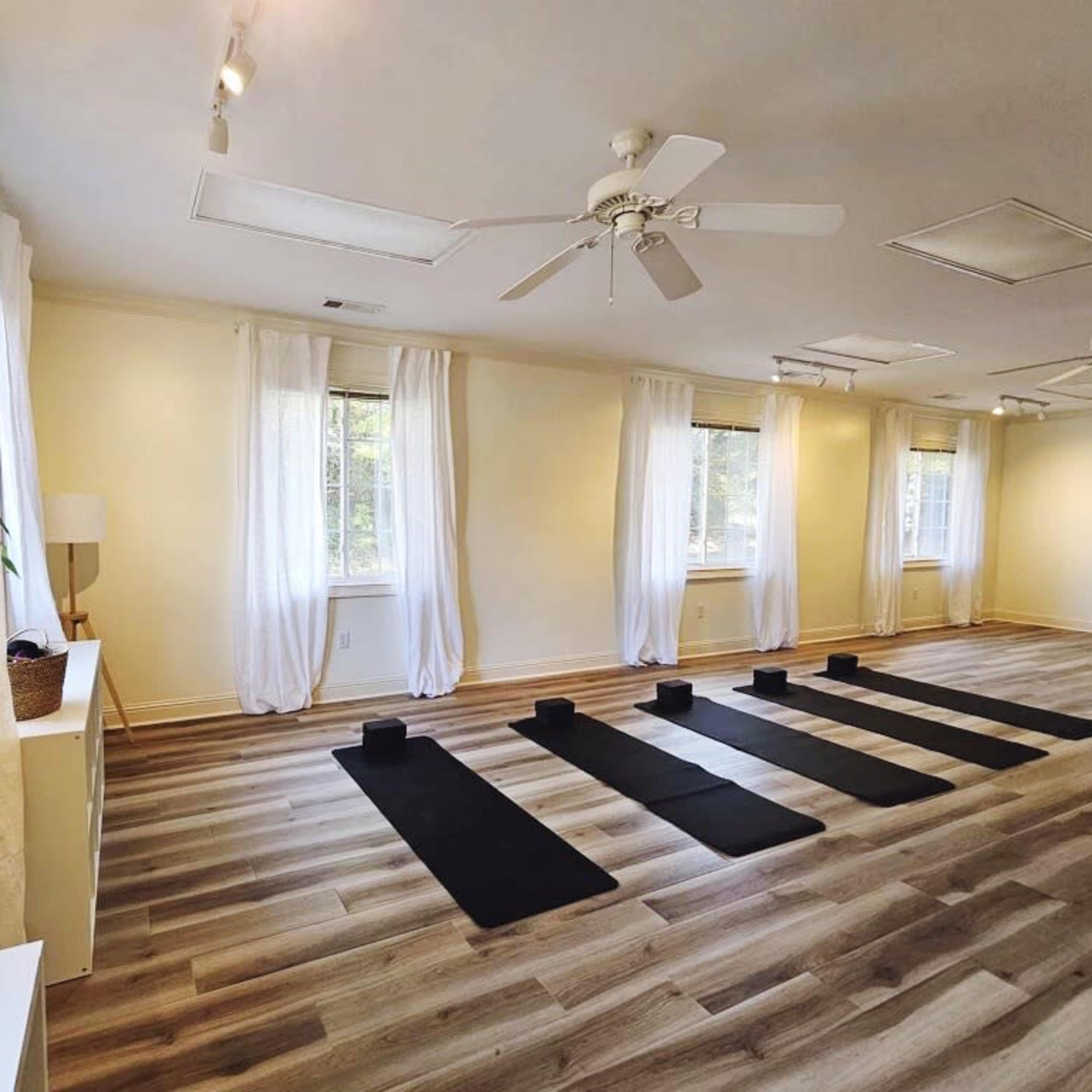Large, bright, open room, perfect for Yoga, Tai Chi and other spiritual practices Image in , Kennesaw, GA