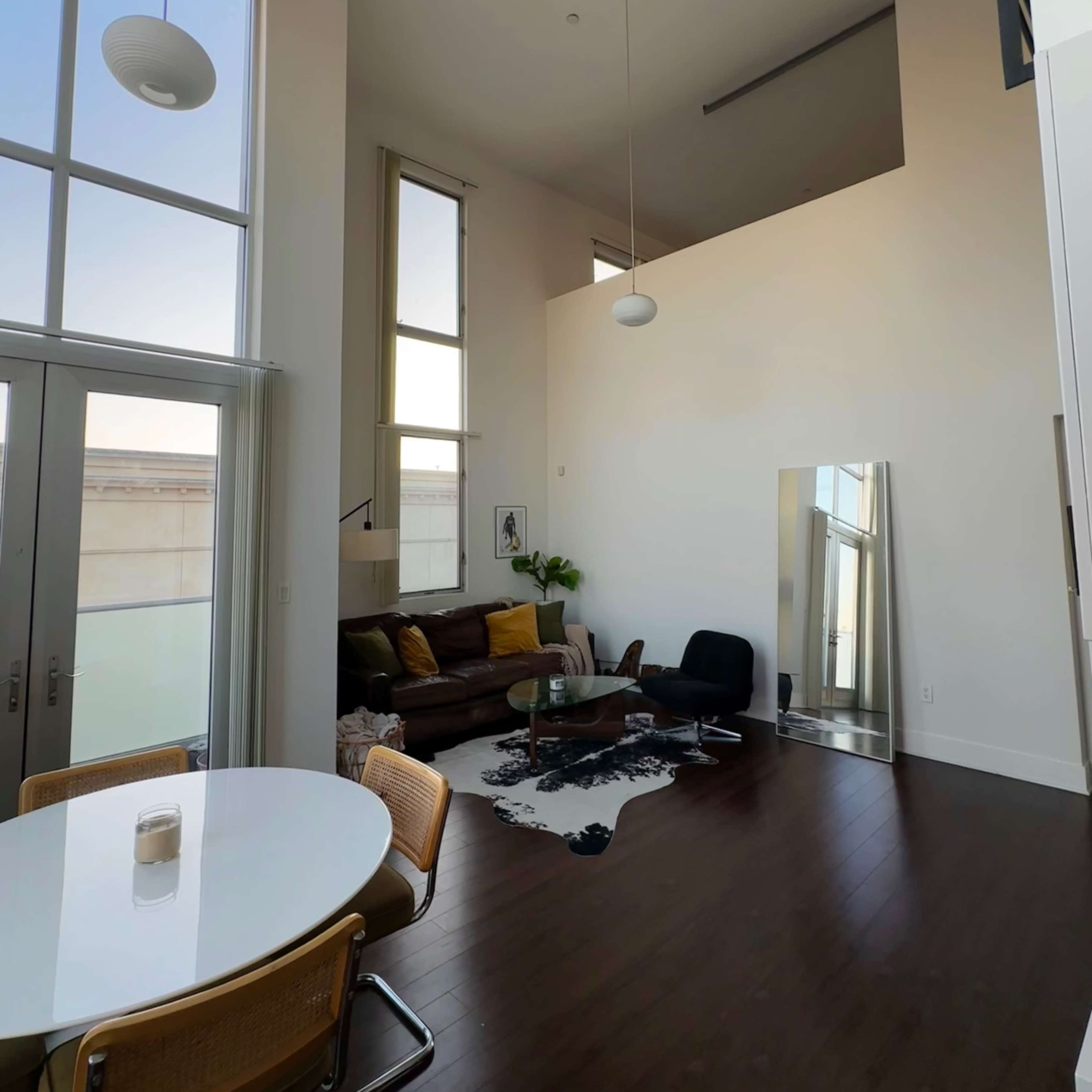 Downtown Loft with 20 foot ceilings Image in Downtown, Glendale, CA