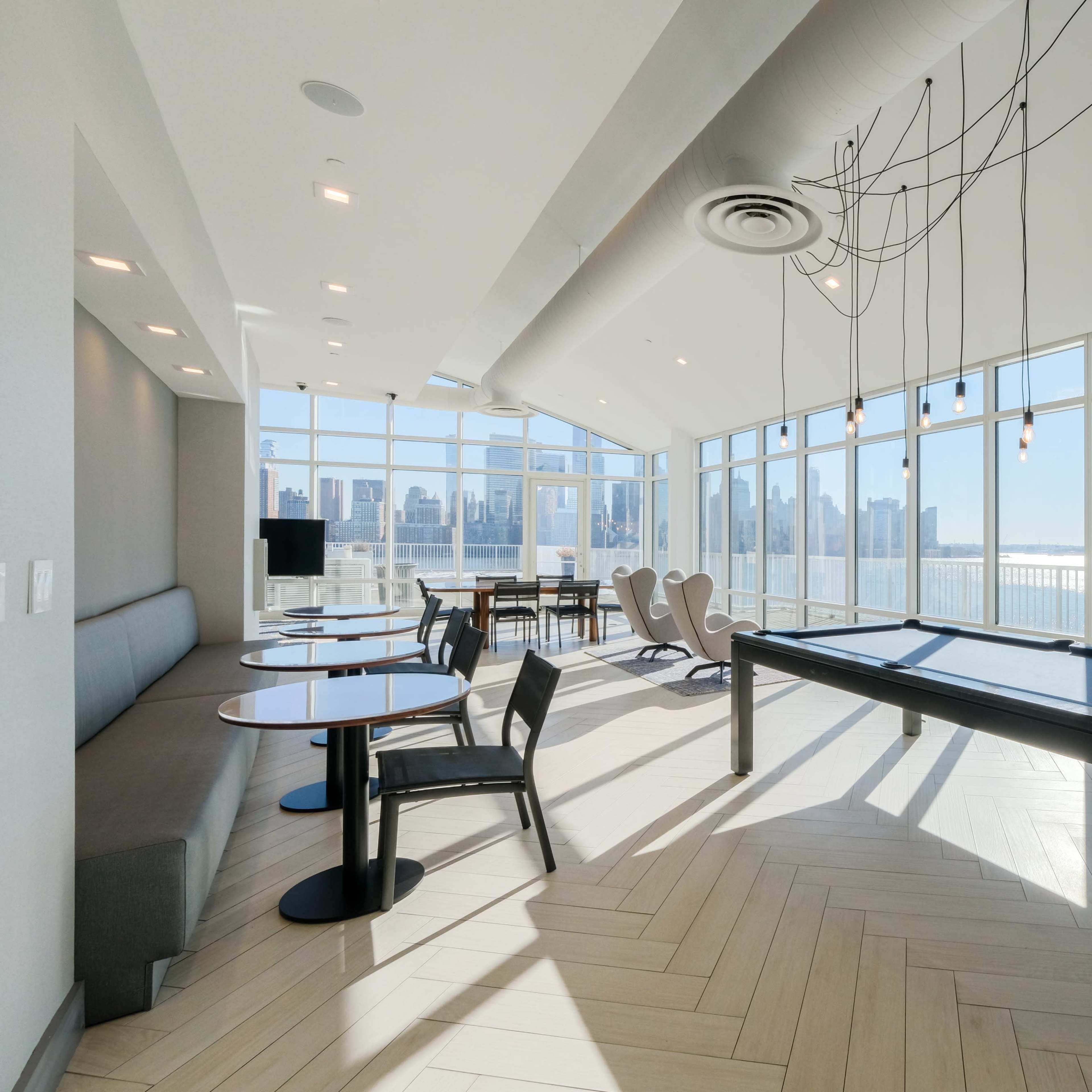 Private Lounge with Skyline Views Image in The Waterfront, Jersey City, NJ