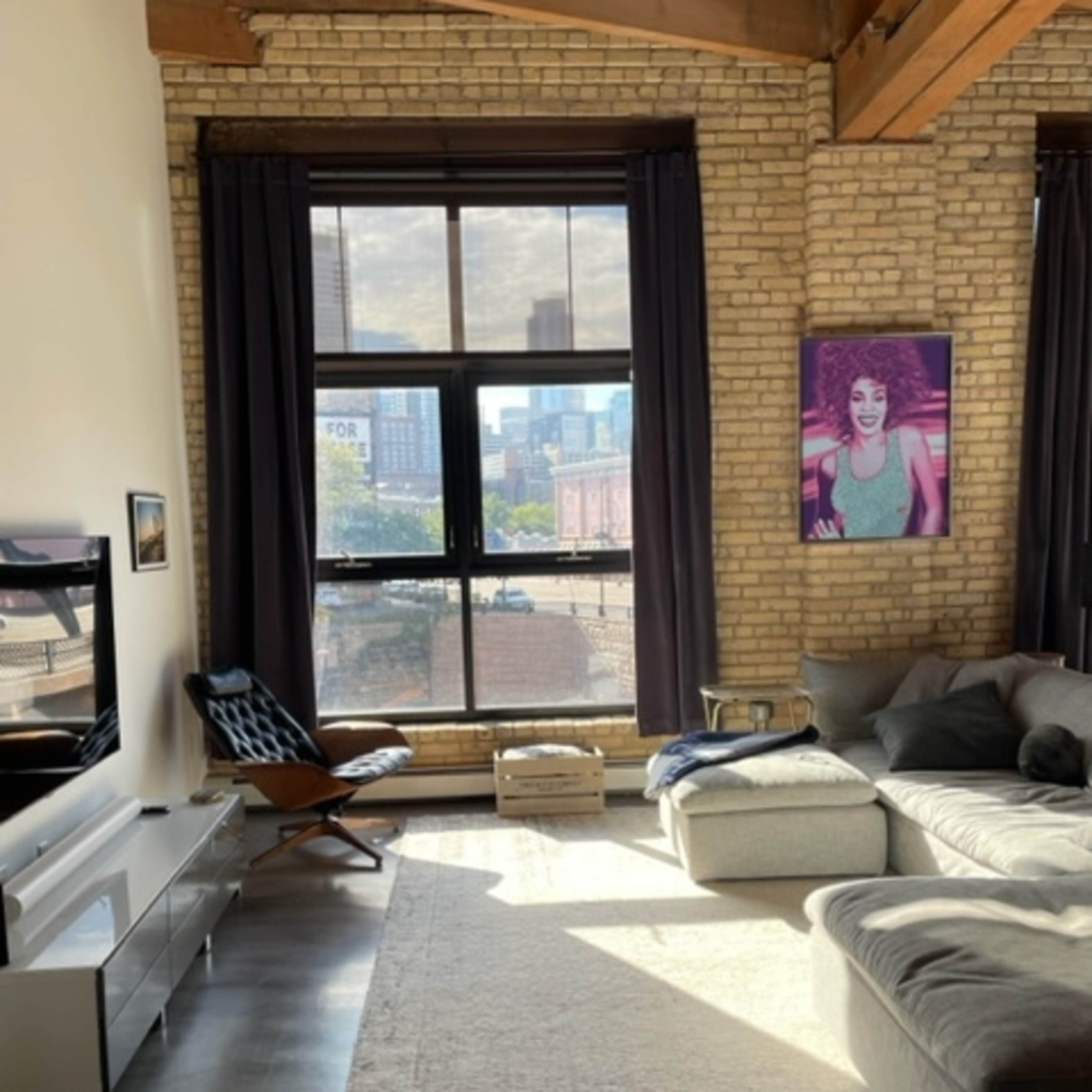 Downtown Loft with Skyline View Image in Central Minneapolis, Minneapolis, MN