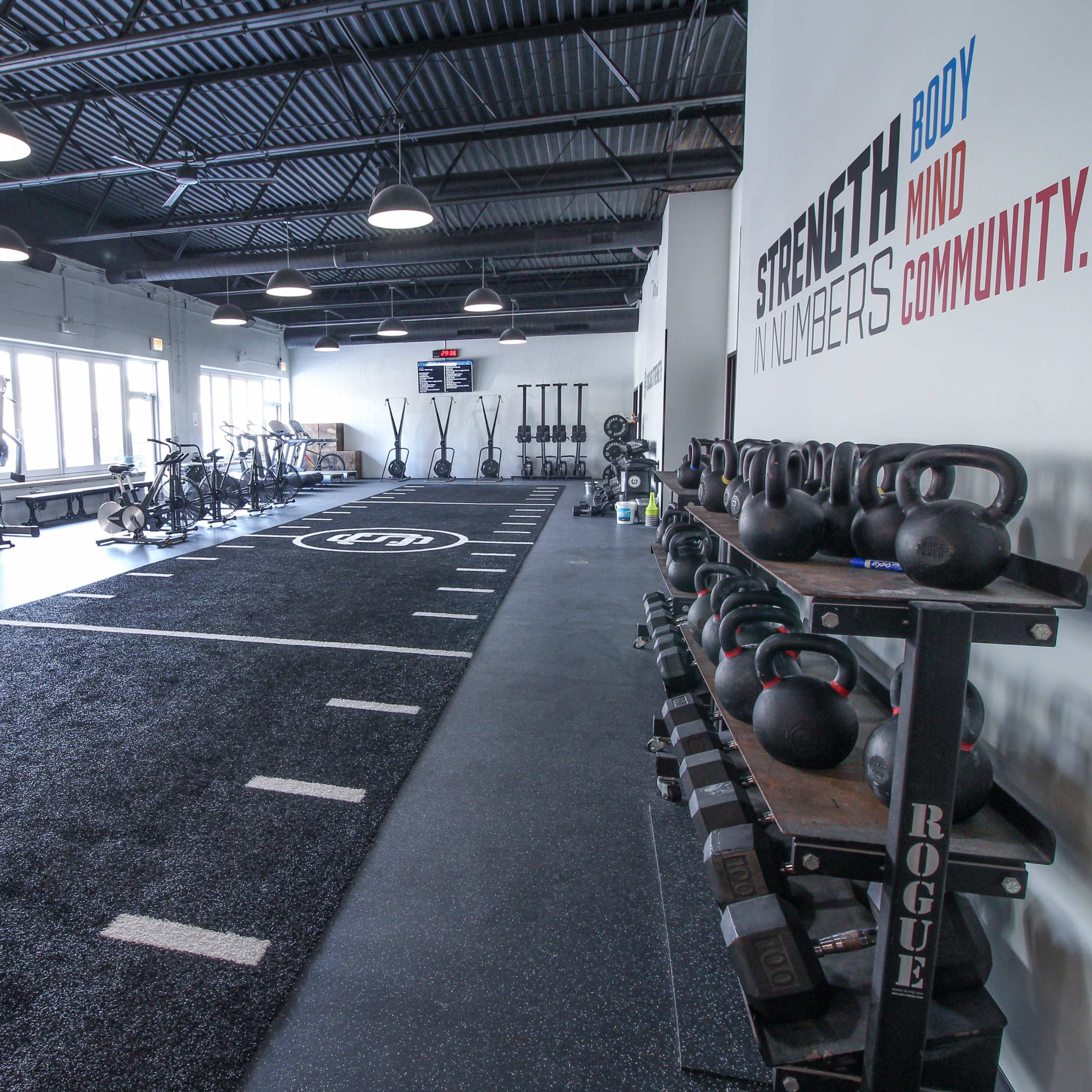 Expansive High End River North Boutique Fitness Studio Image in Near North Side, Chicago, IL
