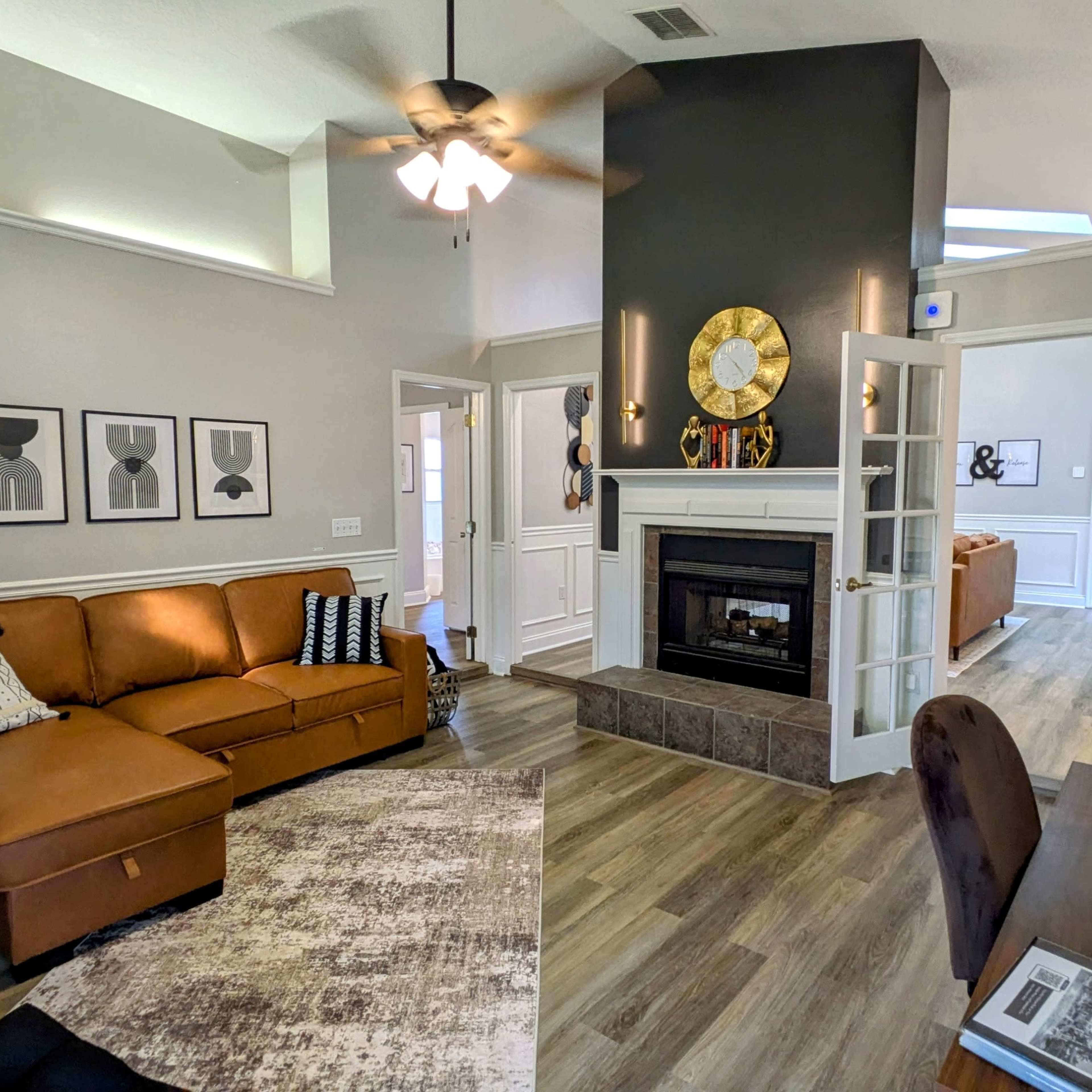 Beautiful Modern Home 10 minutes from MCO Airport Image in , Orlando, FL
