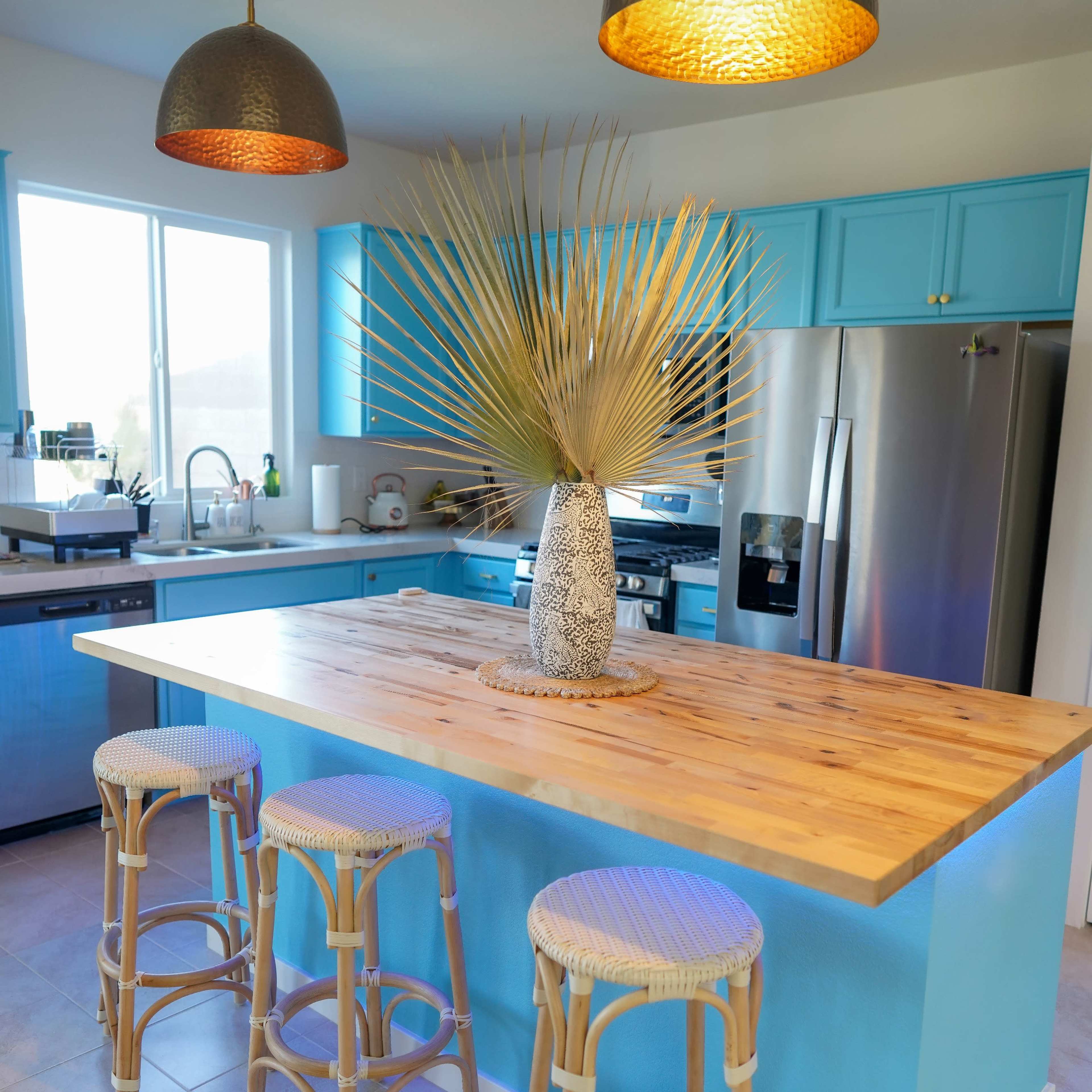Paradisco Tropical House with Bright Light Image in North Las Vegas, North Las Vegas, NV