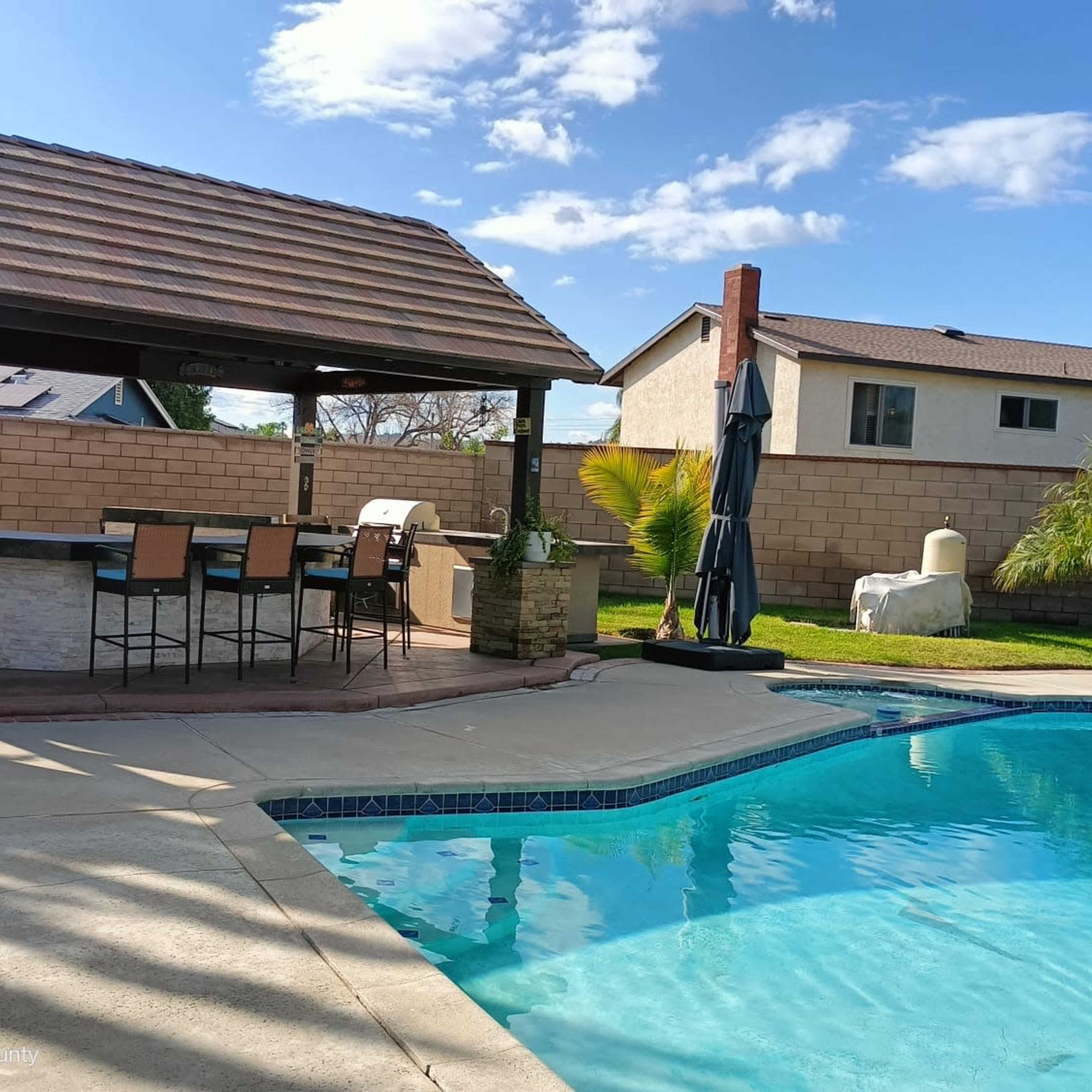Barbecue Patio & Bar: beautiful  ranch Image in Chino, Chino, CA
