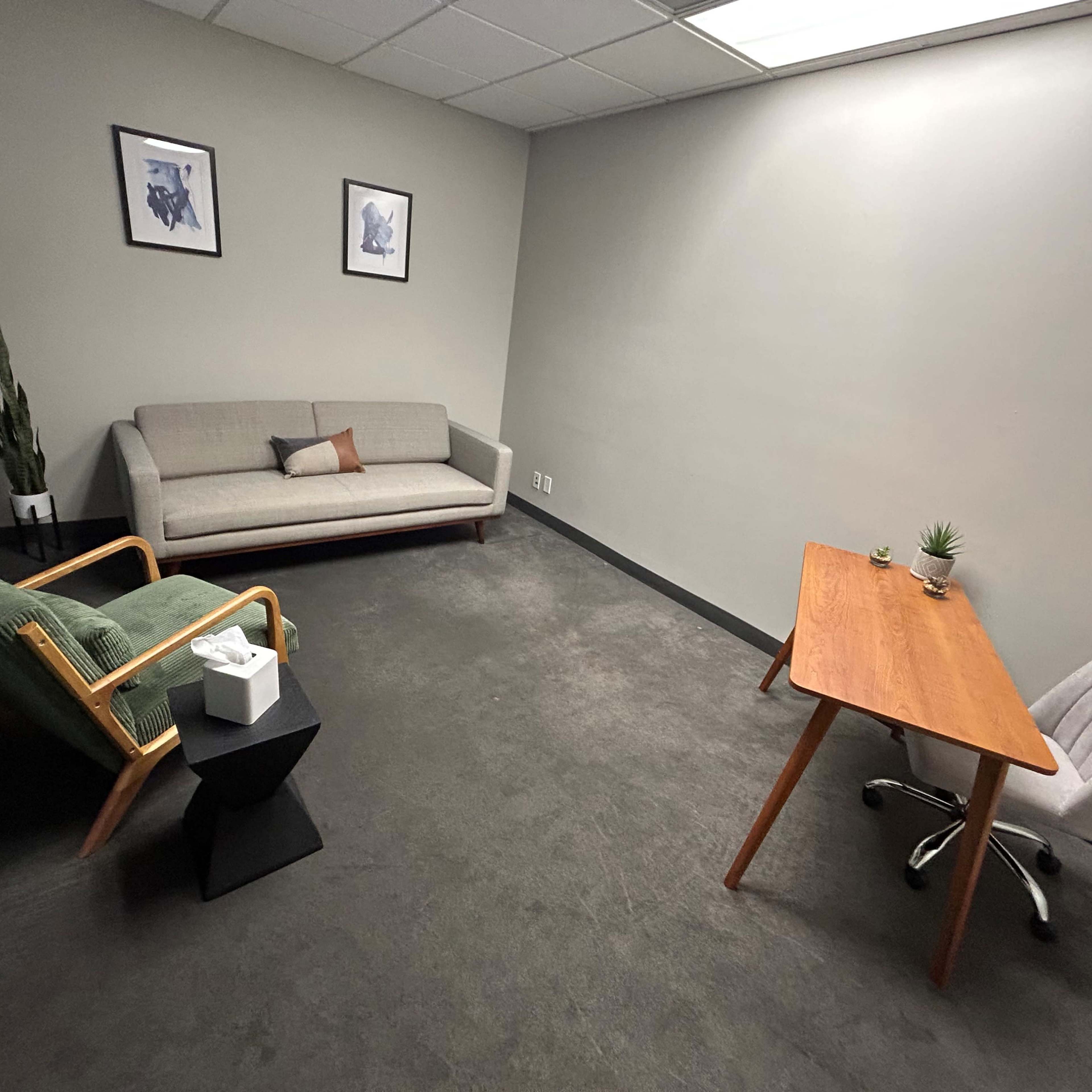 Newly Furnished Therapy Room! Image in Eastside, Long Beach, CA