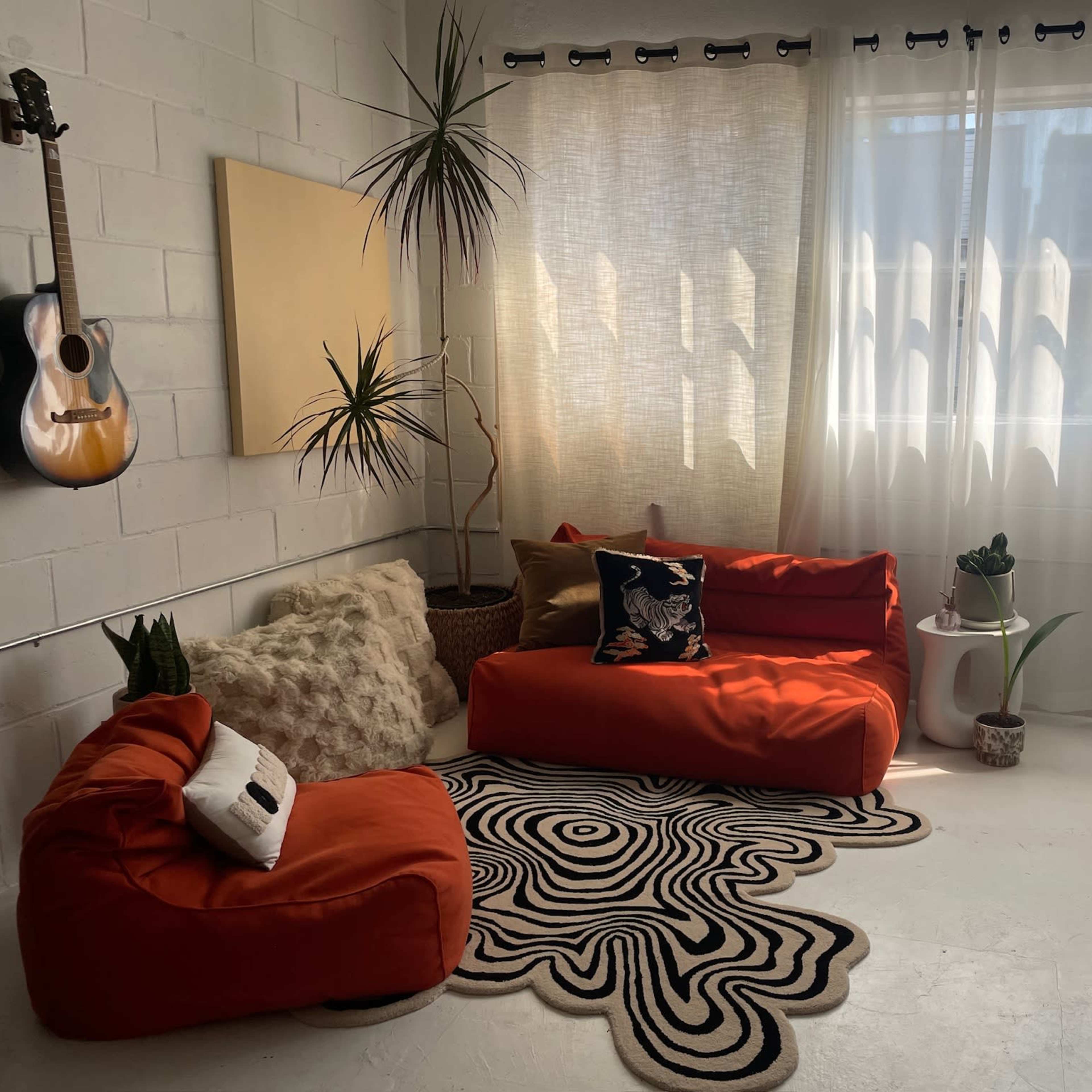 Bright, Quiet, Multi-Use Brooklyn Photo Studio and Creative Artist' Space Image in Sunset Park, Brooklyn, NY