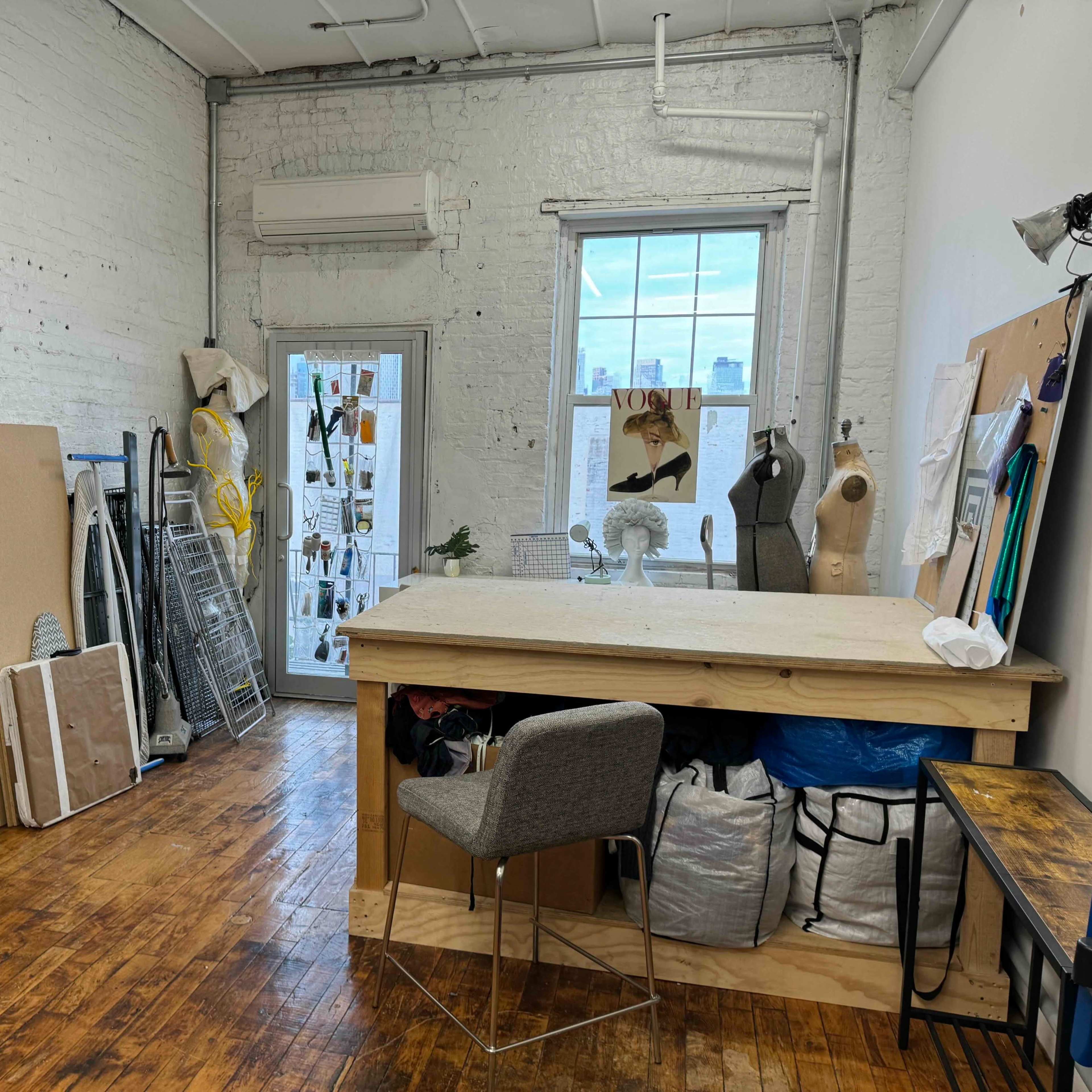 Gowanus Flex Makers Studio and Fashion Fitting Room Image in Gowanus, Brooklyn, NY
