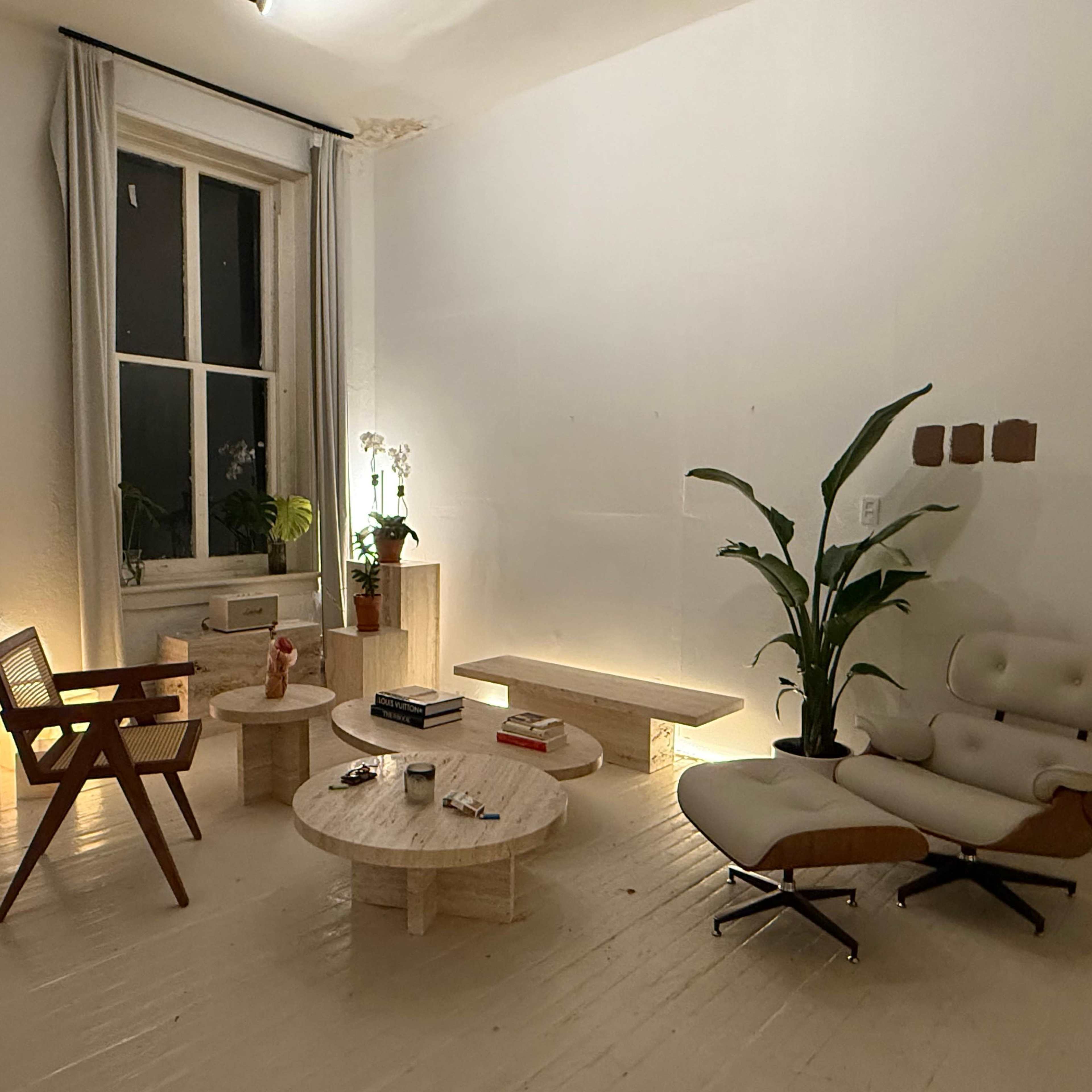 CROSBY St. SOHO Studio, 13ft Ceilings! AMAZING LIGHT Image in Lower Manhattan, New York, NY