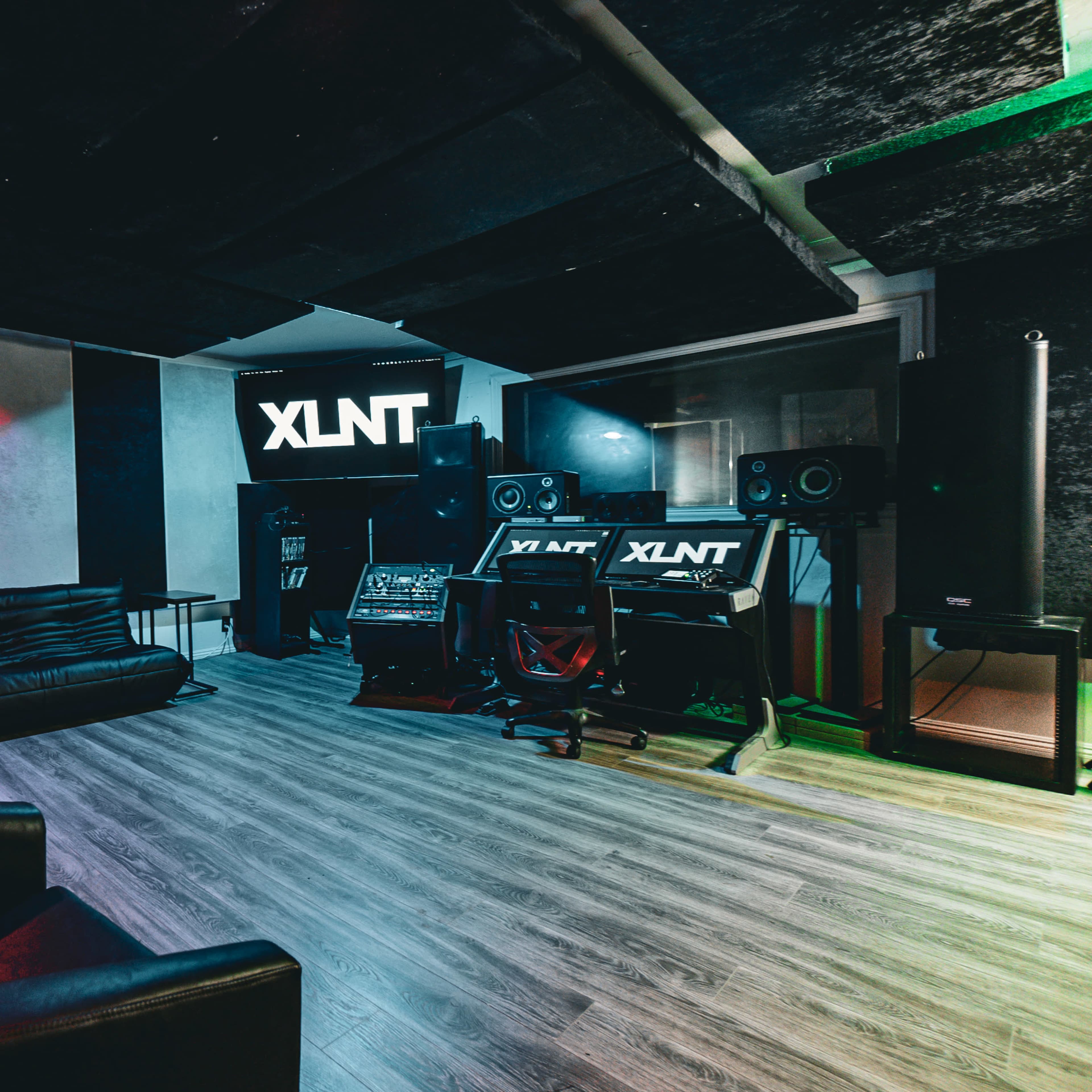 Creative Recording Studio | Music, Podcasts, Vocals, Production, Voice Overs & More Image in Hollywood, Los Angeles, CA