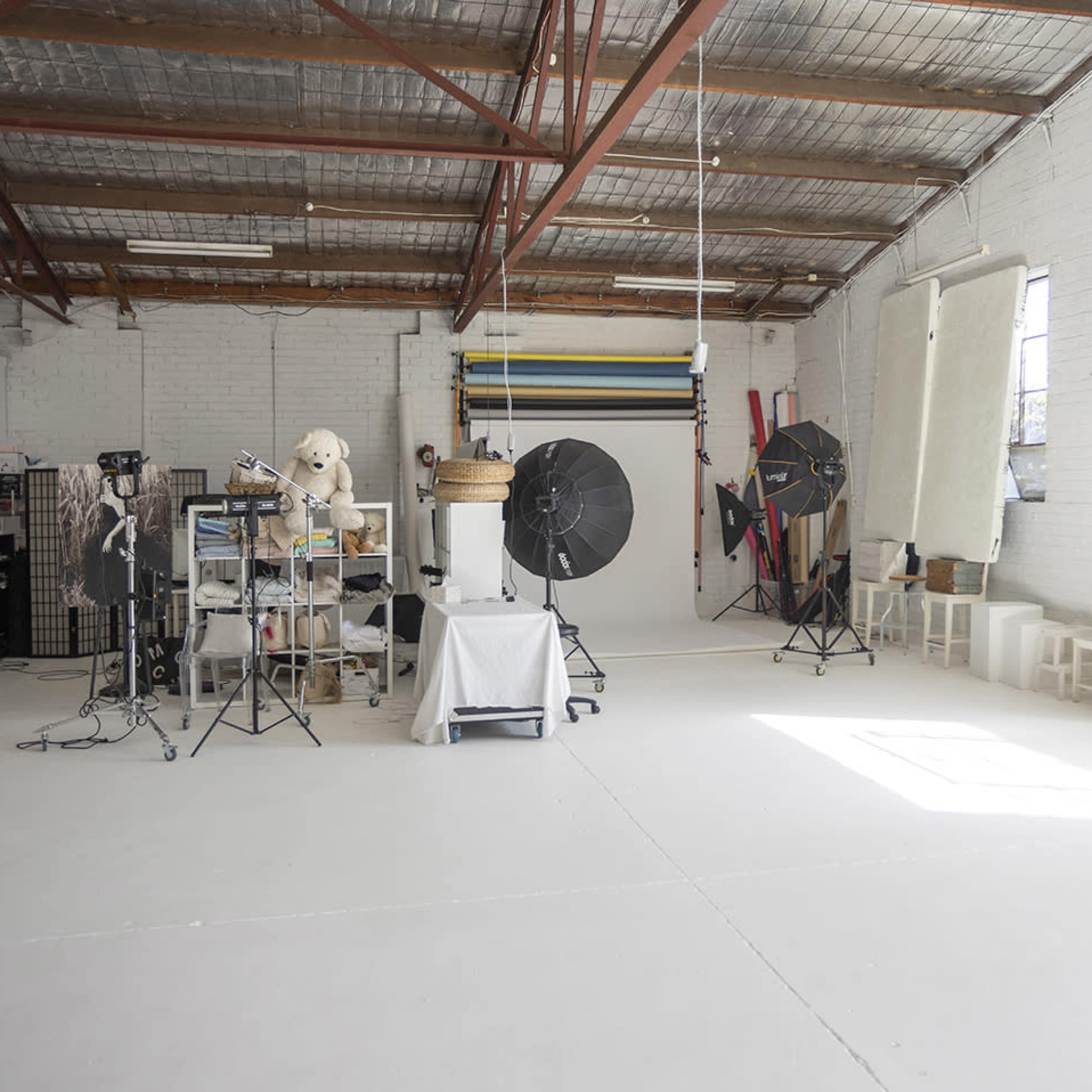 Natural light filled rustic warehouse photography studio Image in Melbourne, Melbourne, VIC