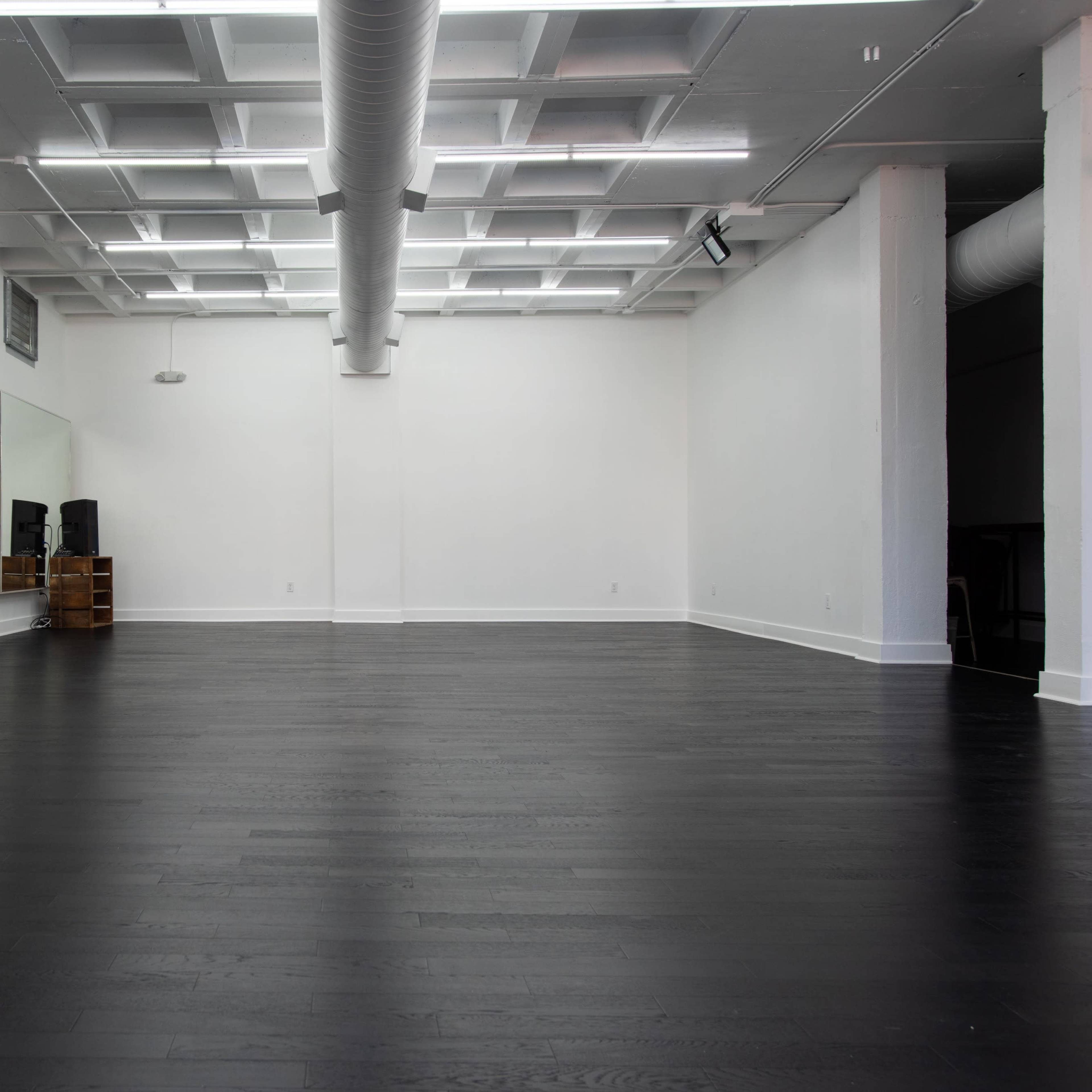 Studio 3 Image in Greater Third Ward, Houston, TX