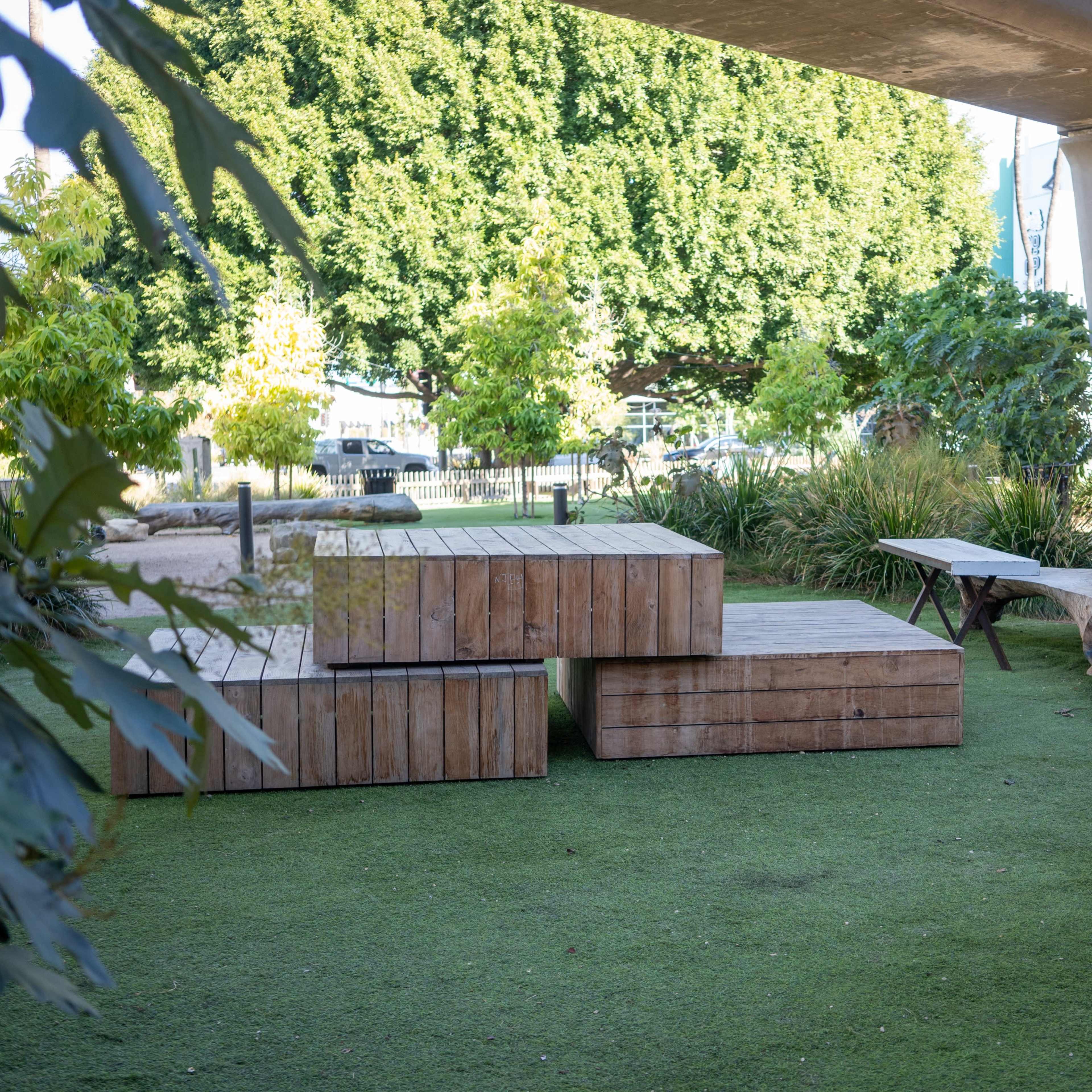 Platform Park Image in Lucerne - Higuera, Culver City, CA