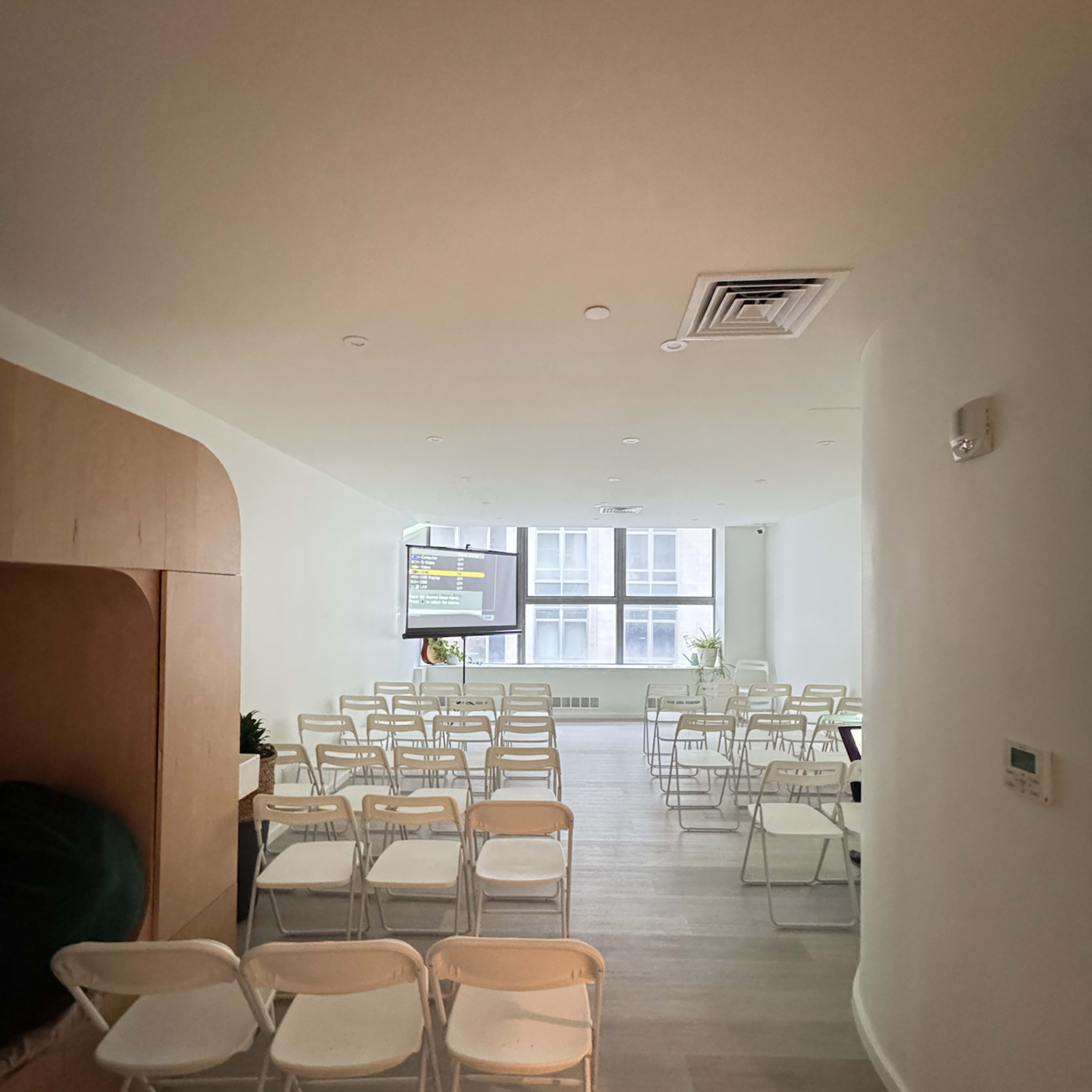 Room 4-Classroom in an Entertainment Centre Image in Lower Manhattan, New York, NY