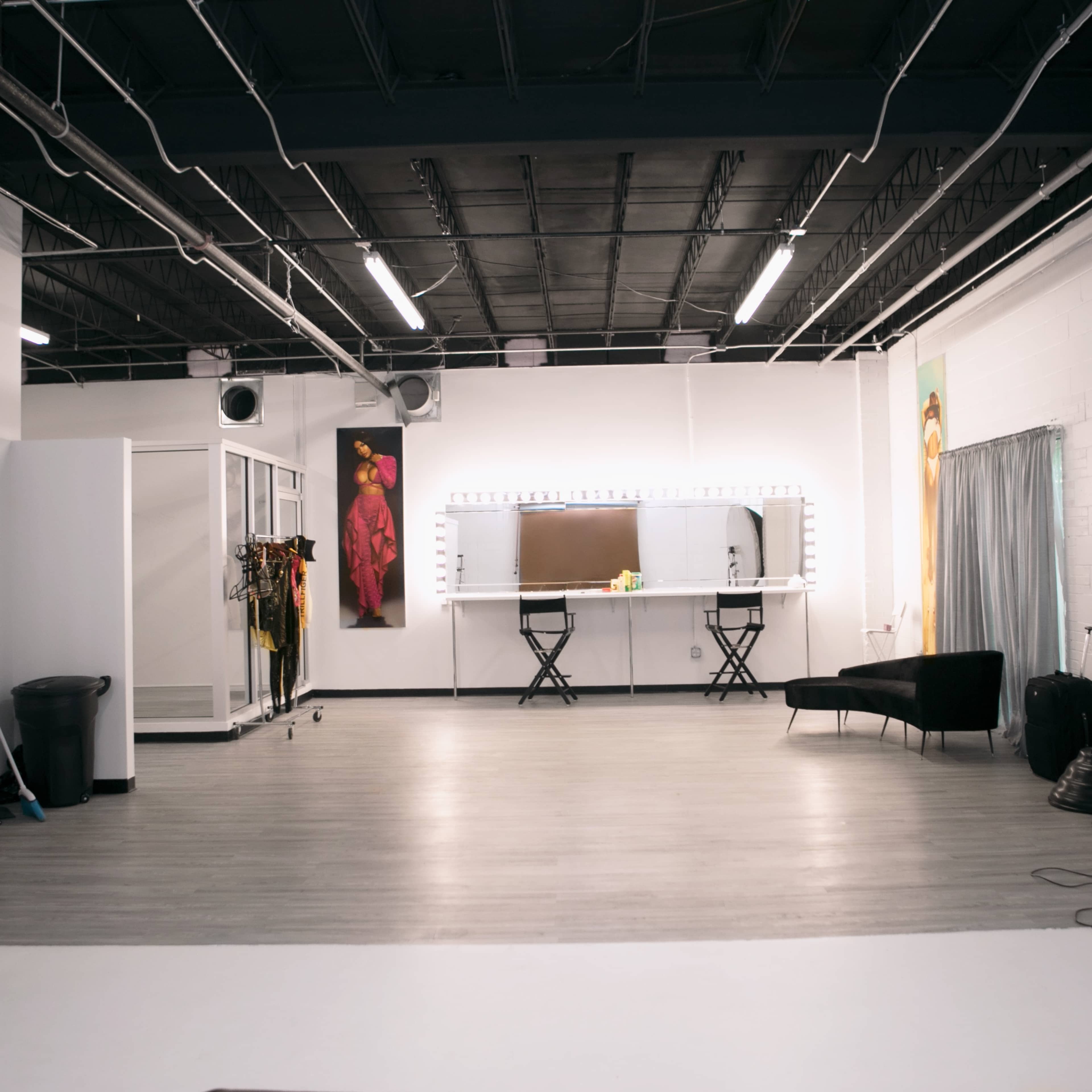 Modern Private Photography Studio Image in Bankhead, Atlanta, GA