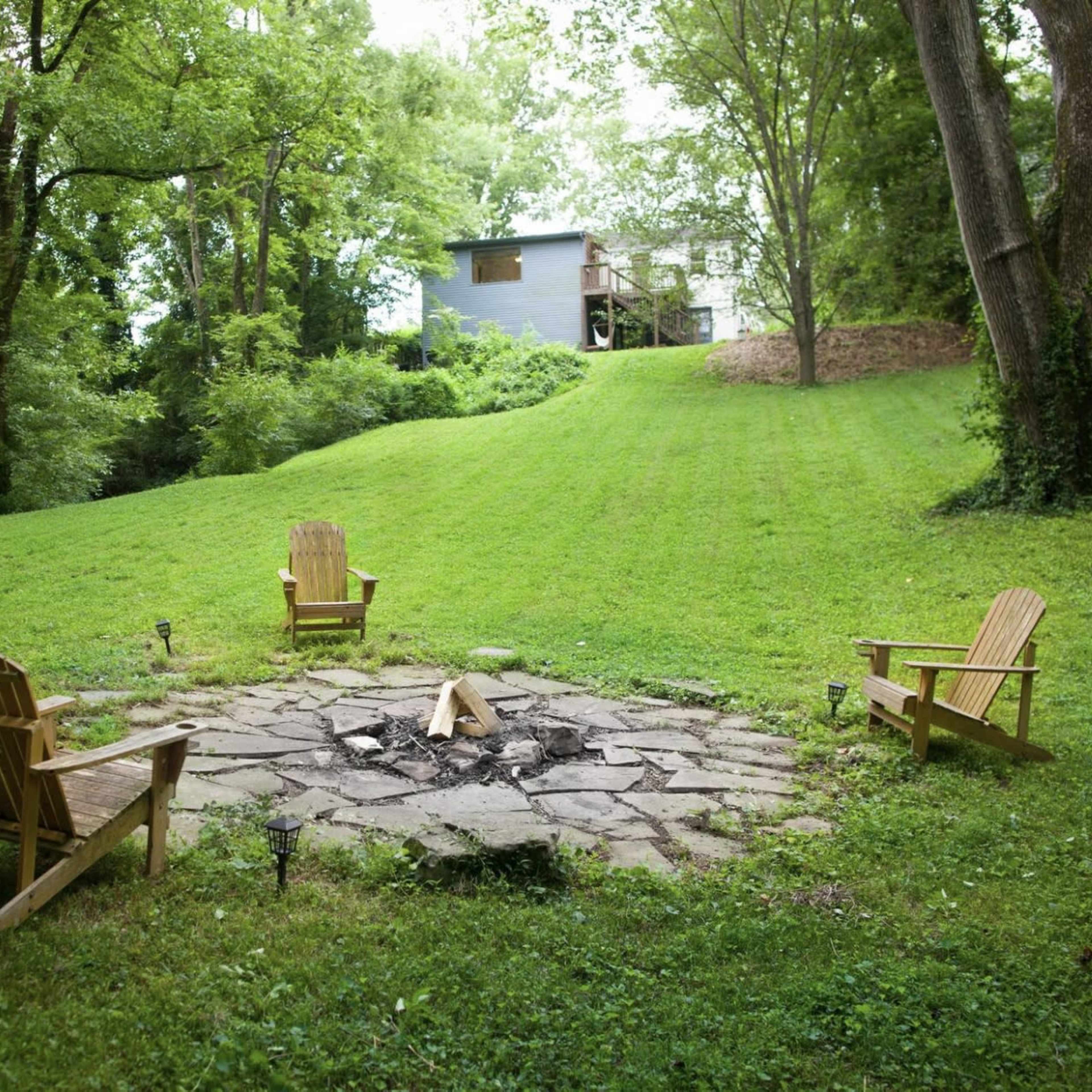 Large, private yard with private suite and deck Image in Glencliff, Nashville, TN