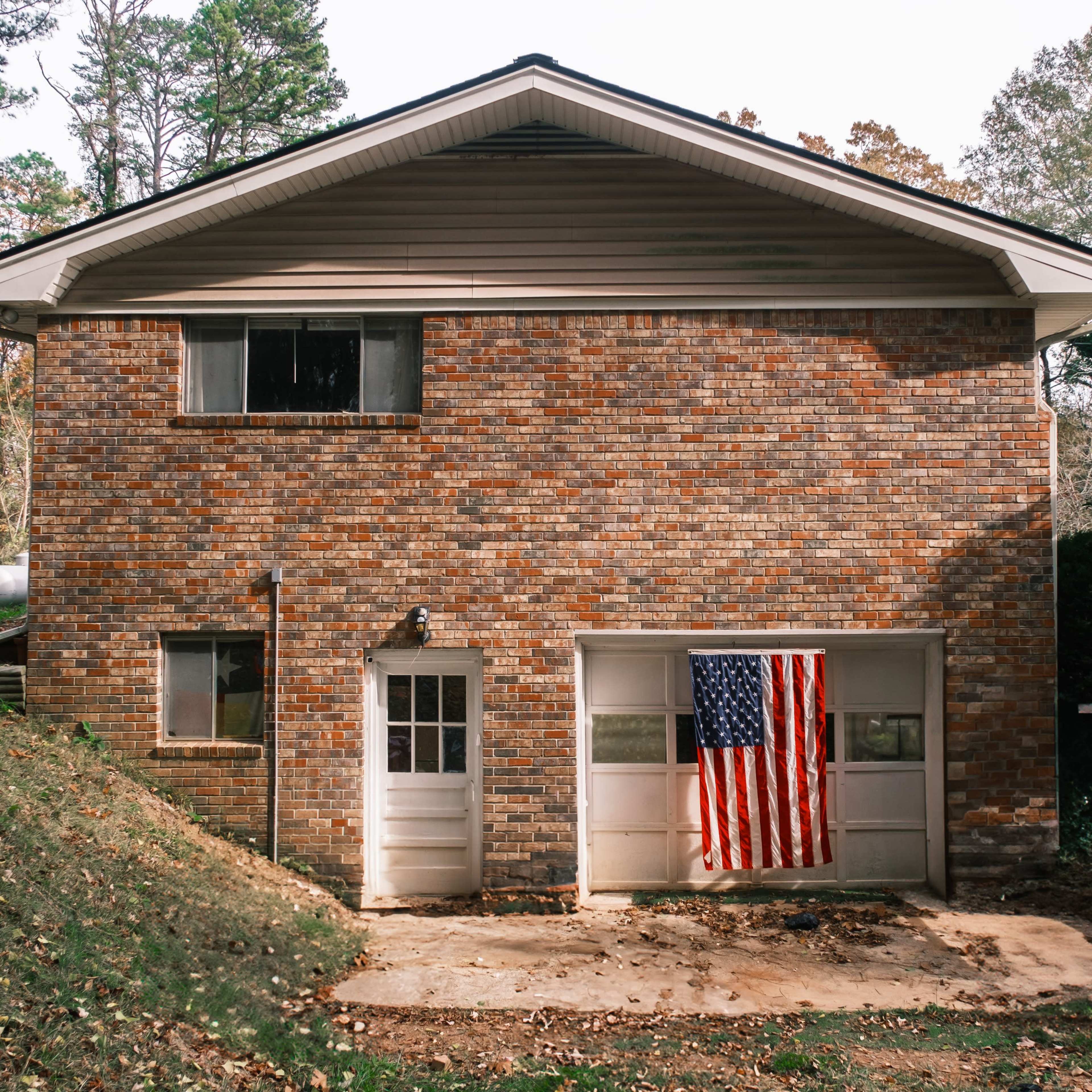 Private Ranch House 1 minute from the highway, 10 minutes from the airport. Image in South Fulton, Atlanta, GA