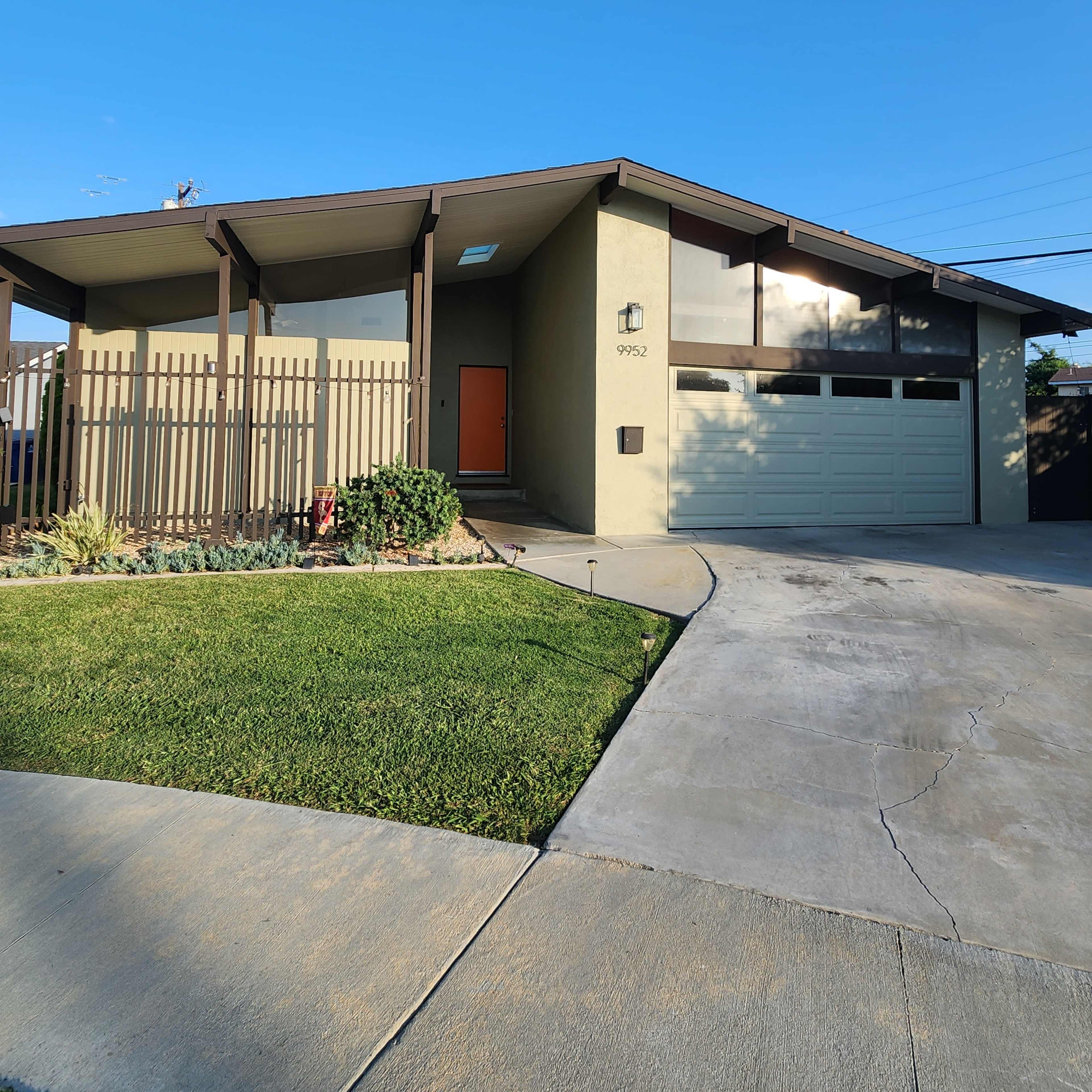 Boho Mid Century Modern Image in Los Alamitos, Los Alamitos, CA