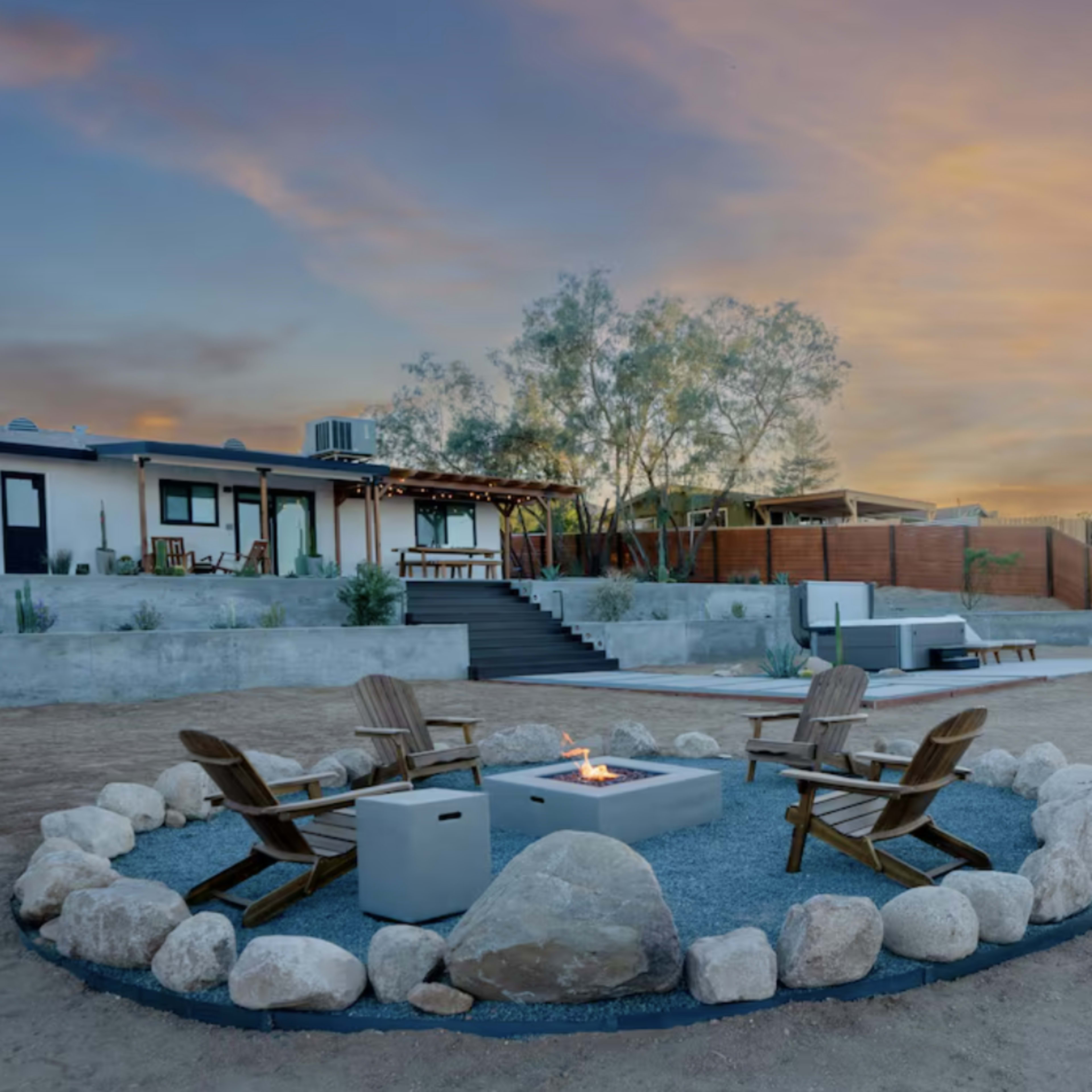 MId Century Modern house in Joshua Tre with amazing outdoor space. Image in Joshua Tree, Joshua Tree, CA
