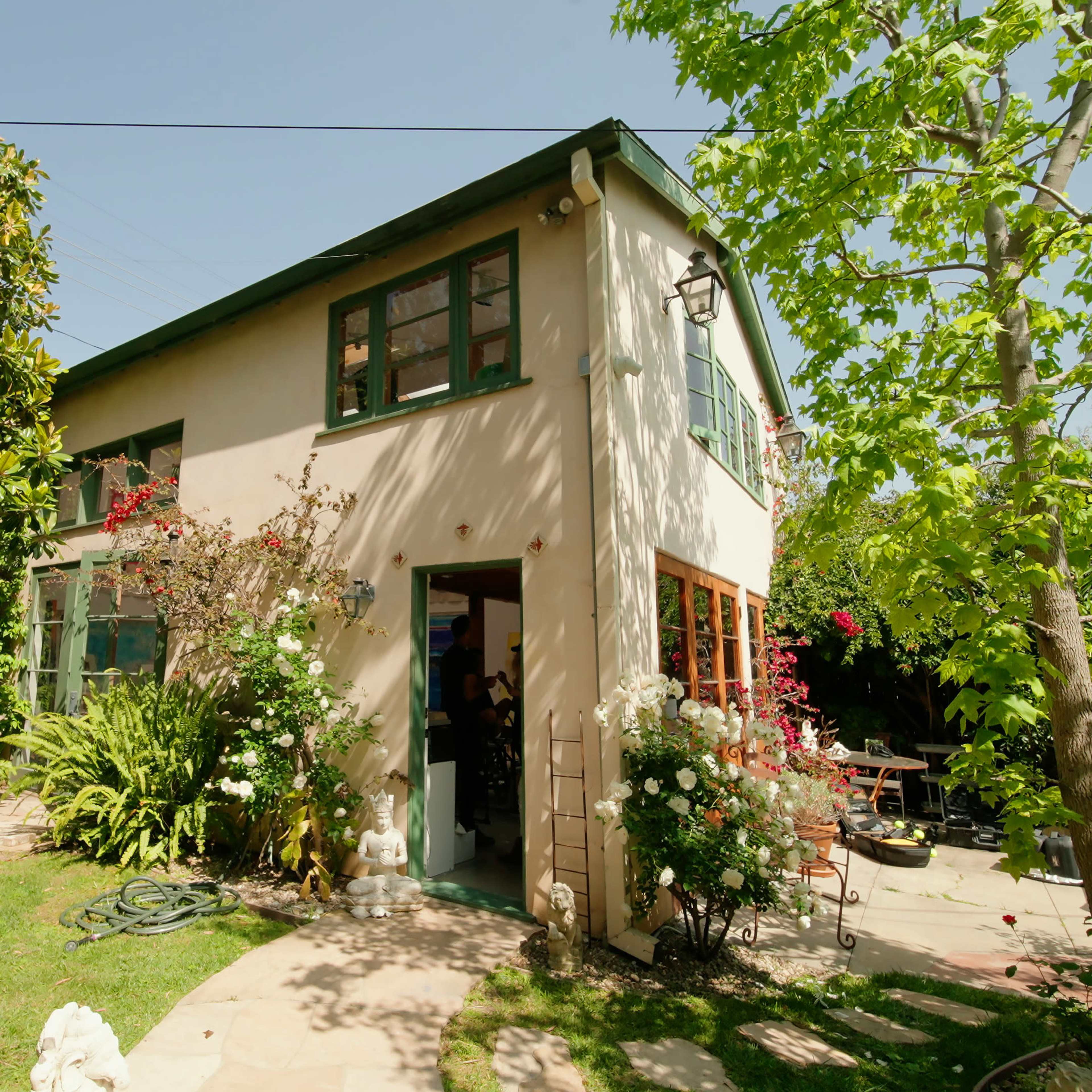 Romantic Eclectic Spanish-Style Bungalow including Large Private Lush Outdoor Garden Space Image in Mar Vista, Los Angeles, CA