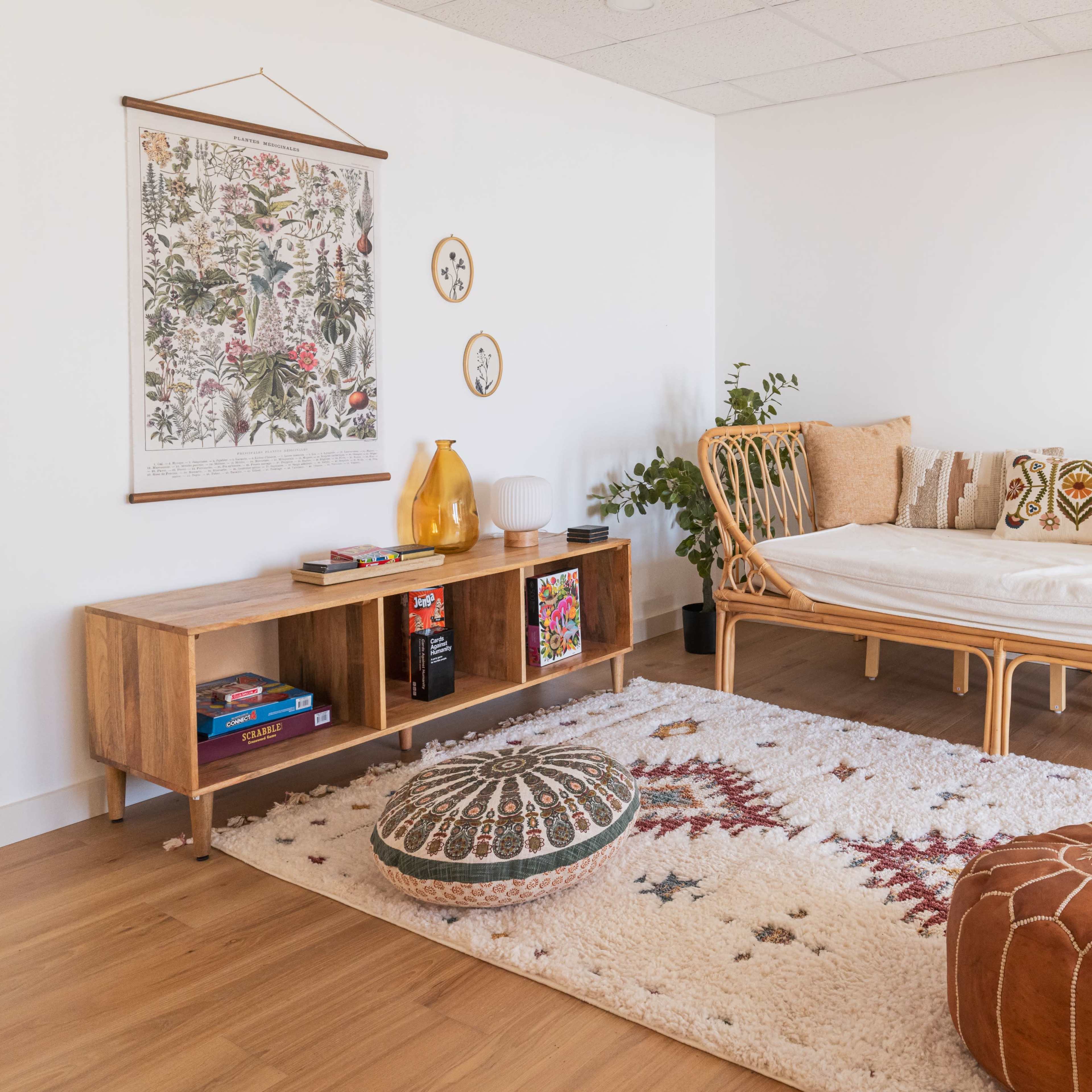 Goldenrod Getaway Image in Bovina, Bovina Center, NY