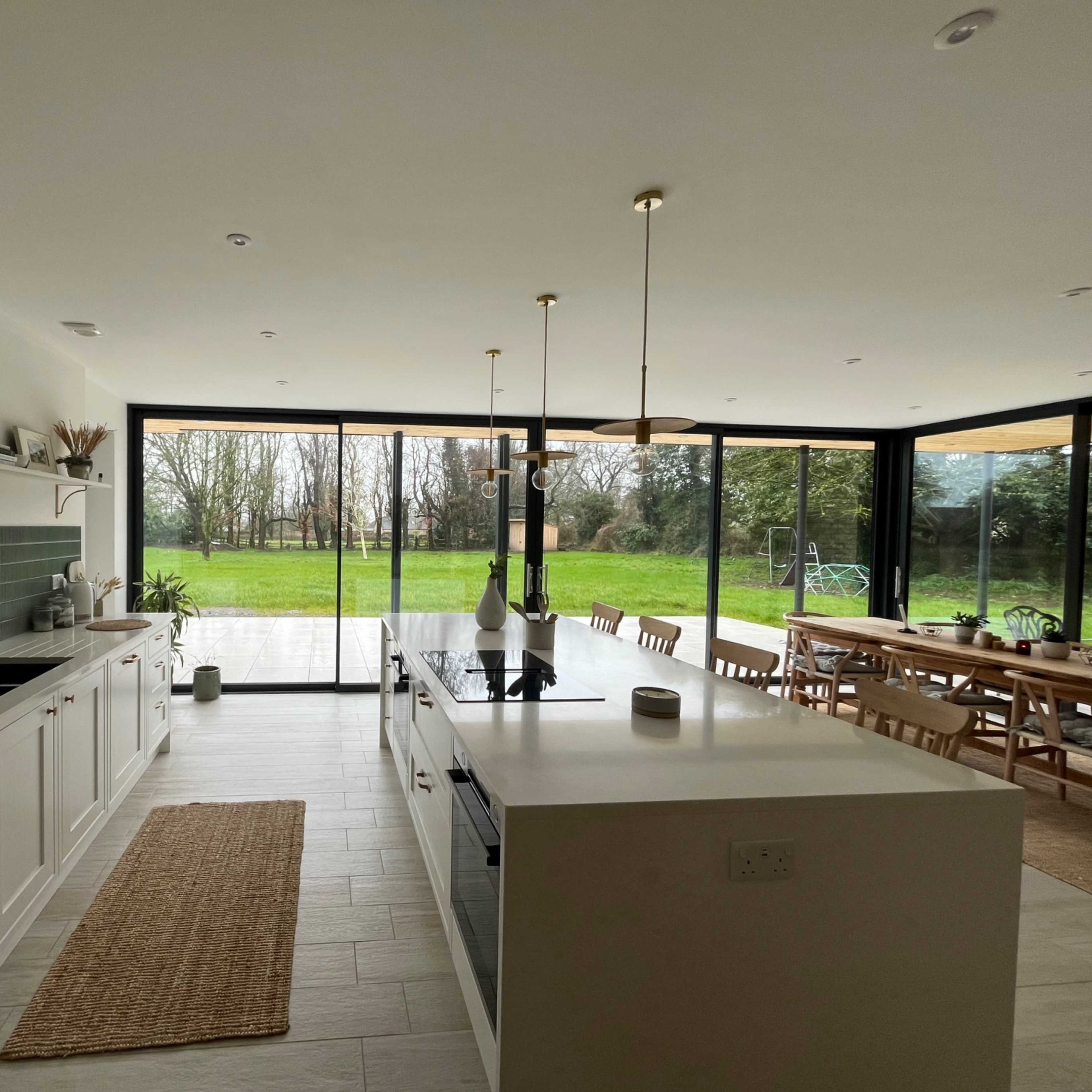 Rural modern residence with scenic views and lots of natural light Image in Great Somerford, Chippenham, England