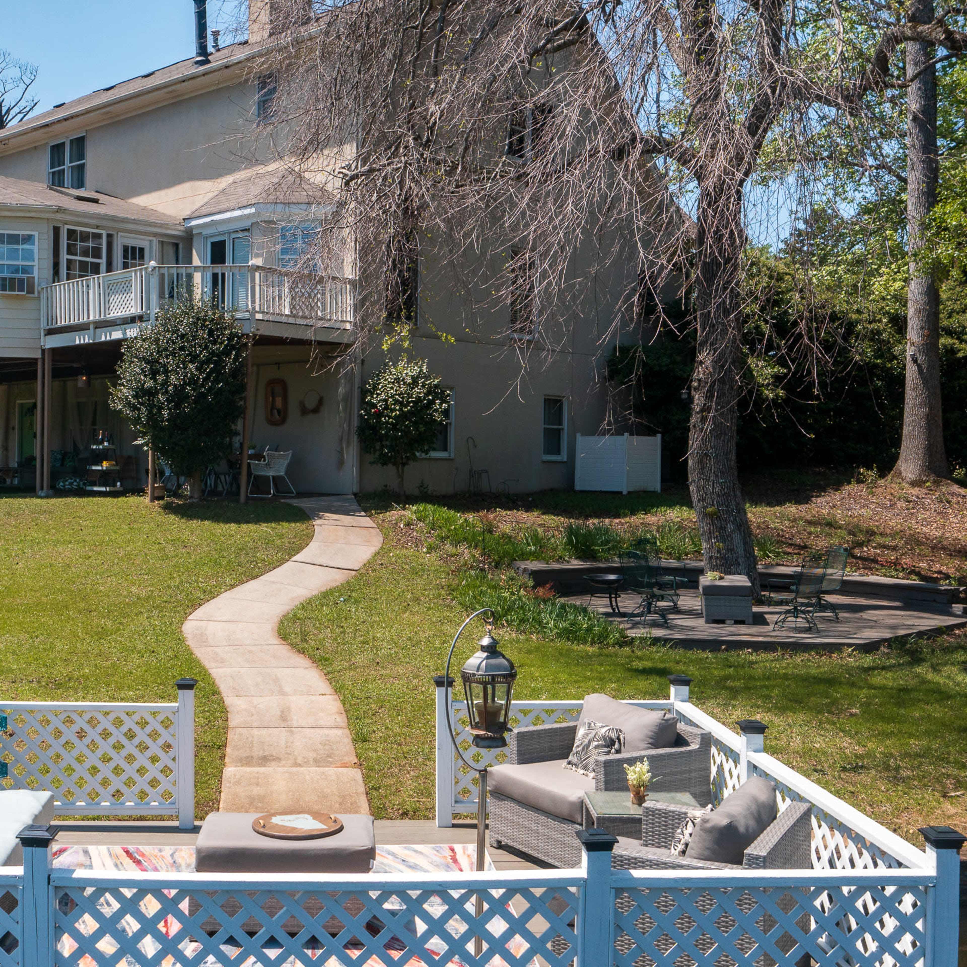 Serene Lakeside Getaway Minutes from Atlanta Image in , Conyers, GA