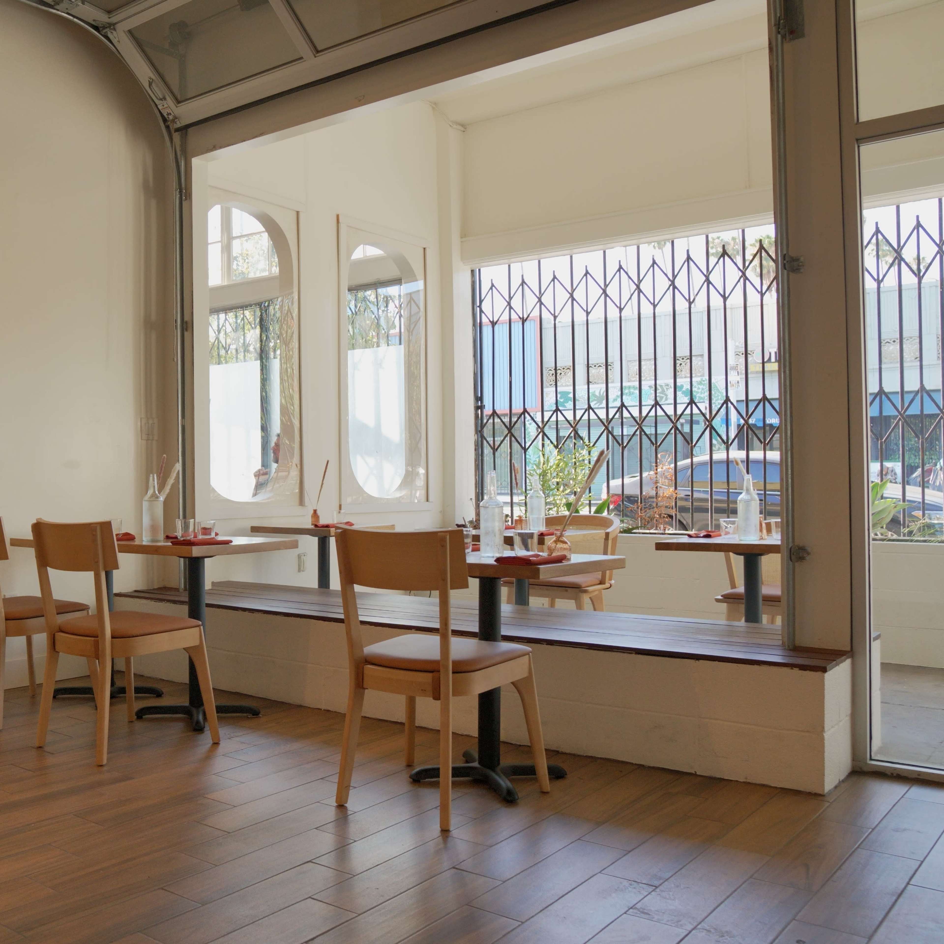 Spacious venue on Hollywood Blvd.  Natural lighting by day and cozy vibes in the evening. Image in Hollywood, Los Angeles, CA