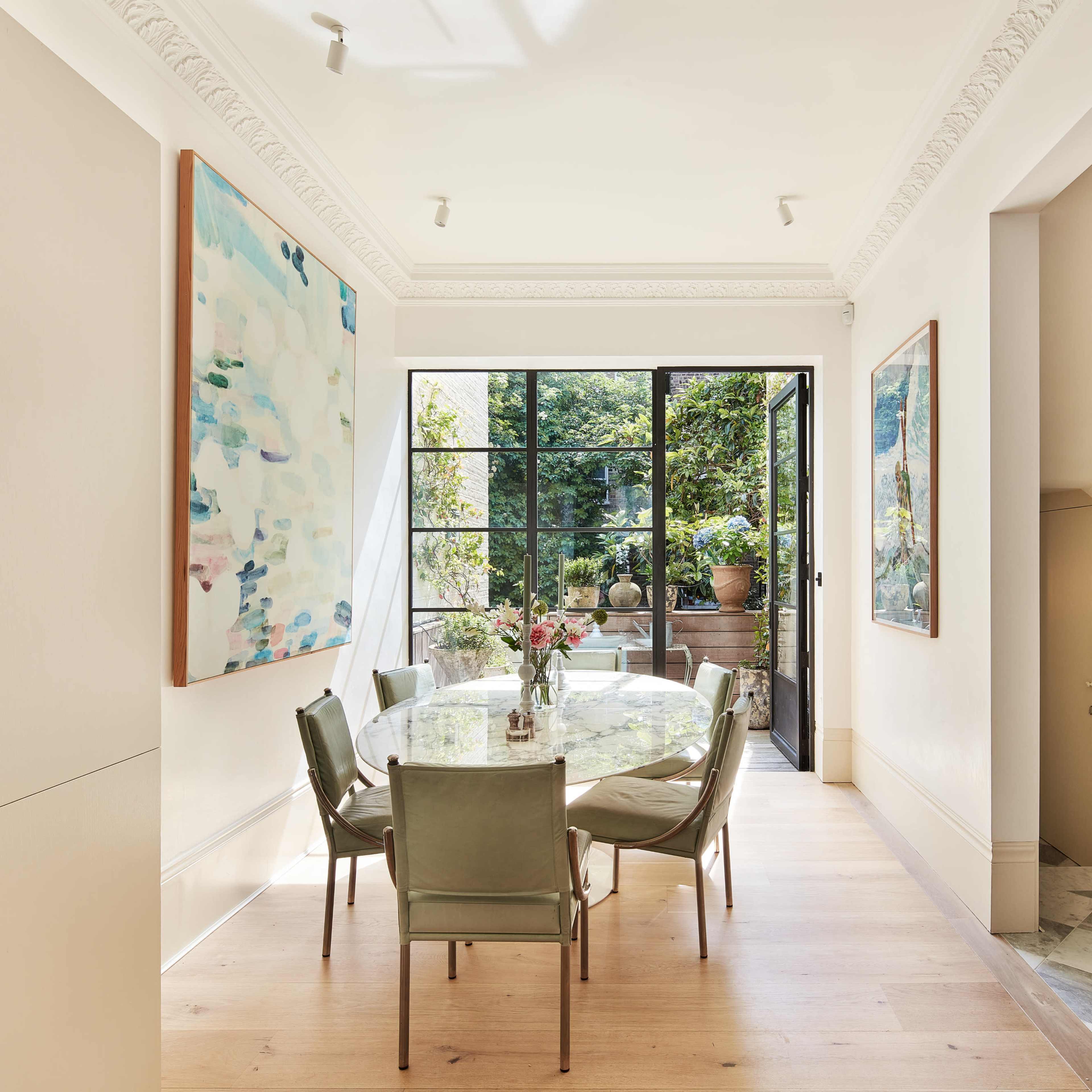 Modern Town House Image in Notting Hill, London, England