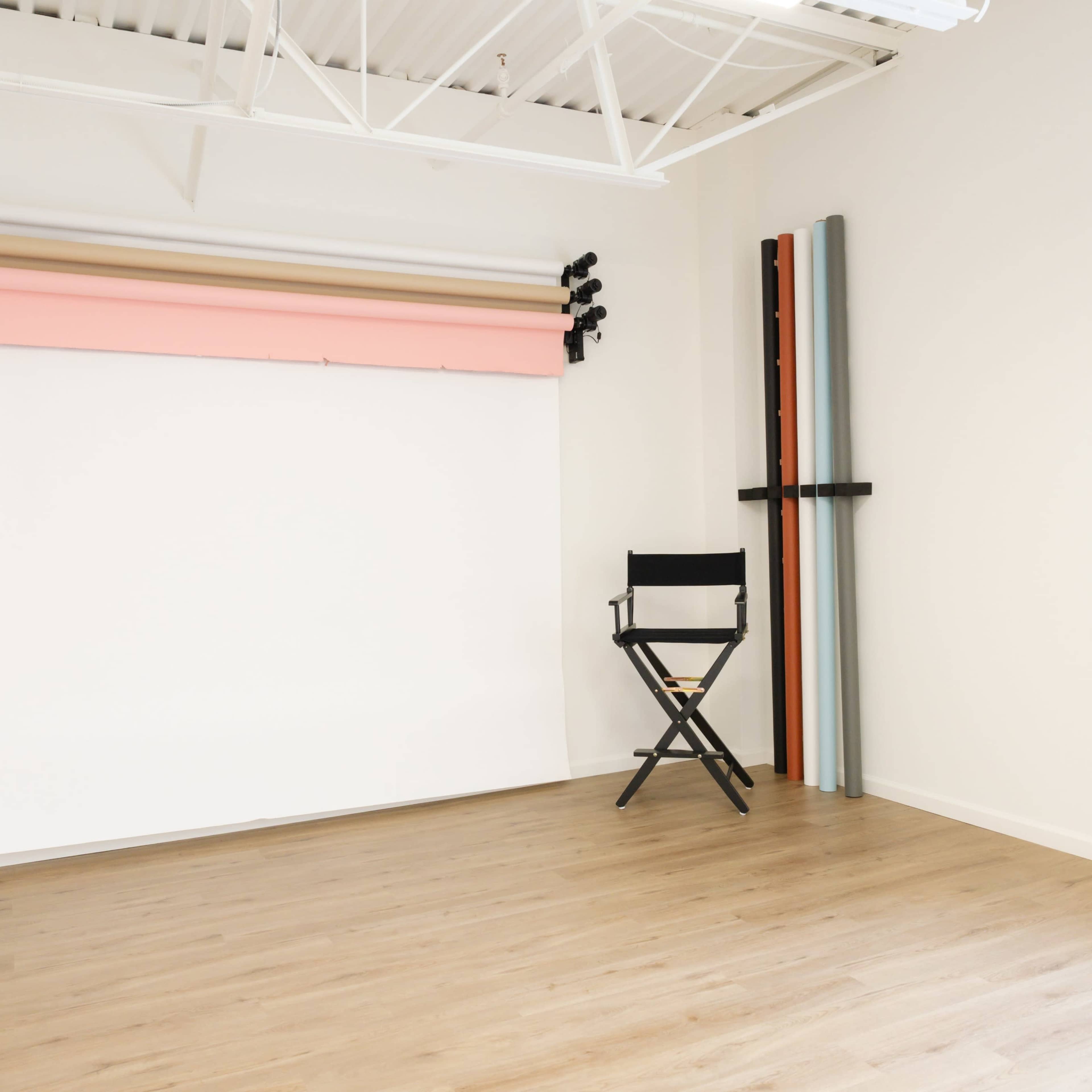Large natural light photo & events studio with chic sets, classic backdrops, dressing room & makeup vanities Image in Bedford, Bedford Hills, NY
